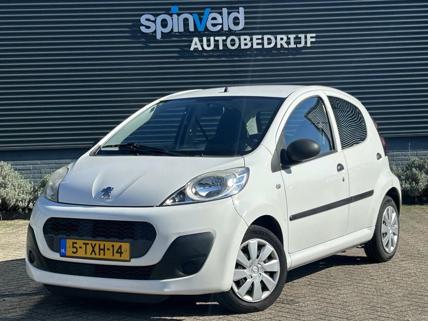 Hoofdafbeelding Peugeot 107