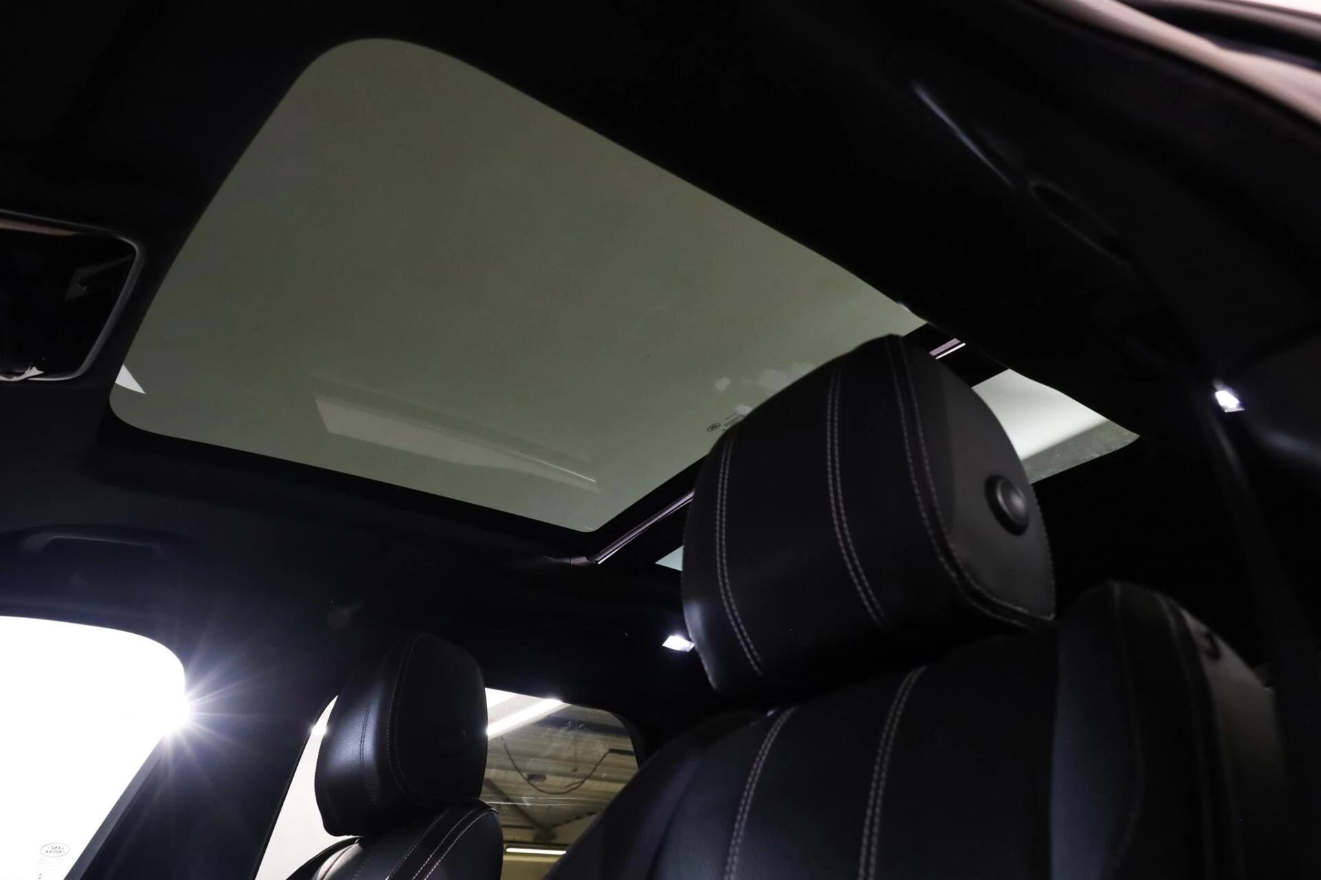 Hoofdafbeelding Land Rover Range Rover Velar