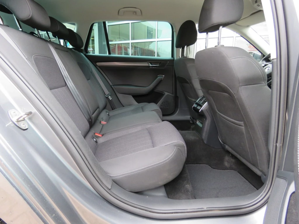 Hoofdafbeelding Škoda Superb