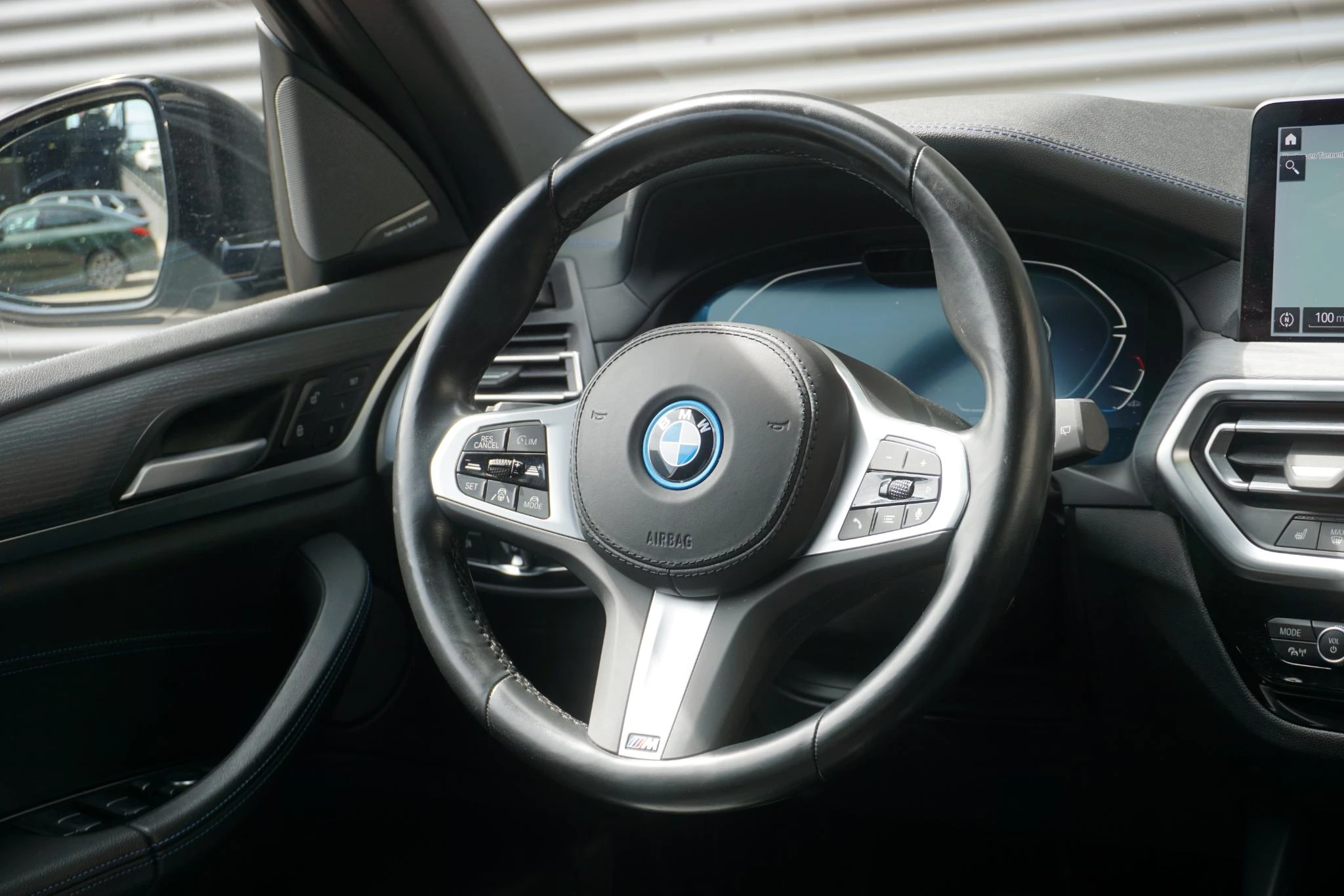 Hoofdafbeelding BMW iX3