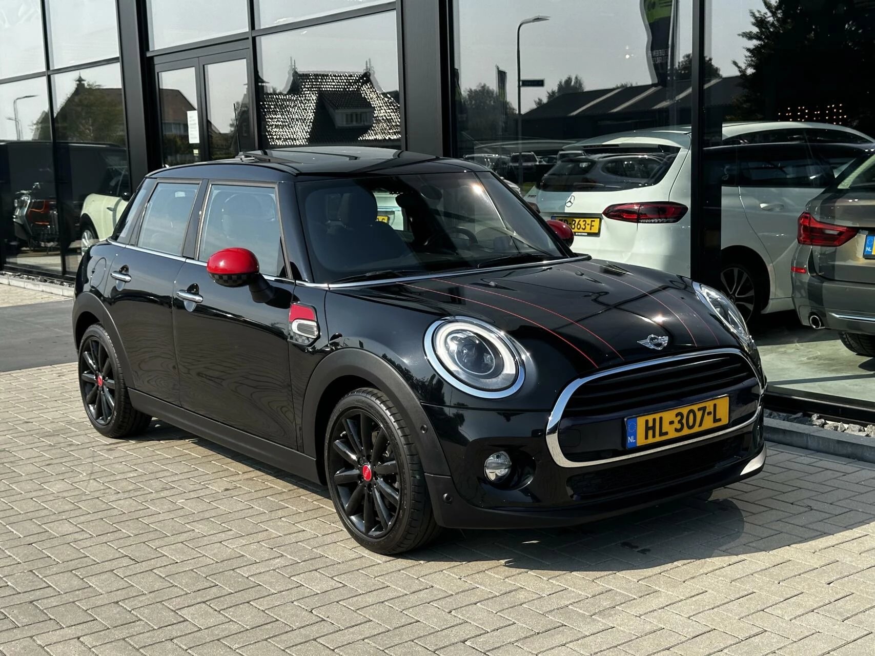 Hoofdafbeelding MINI Cooper