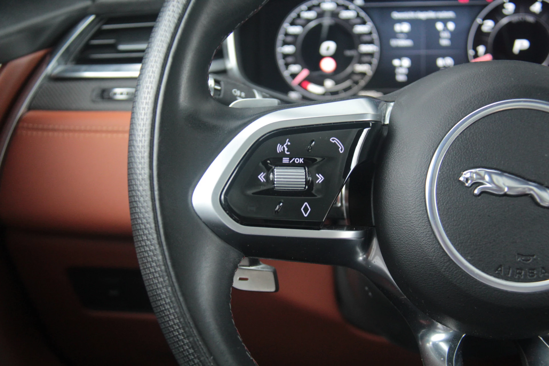 Hoofdafbeelding Jaguar F-PACE