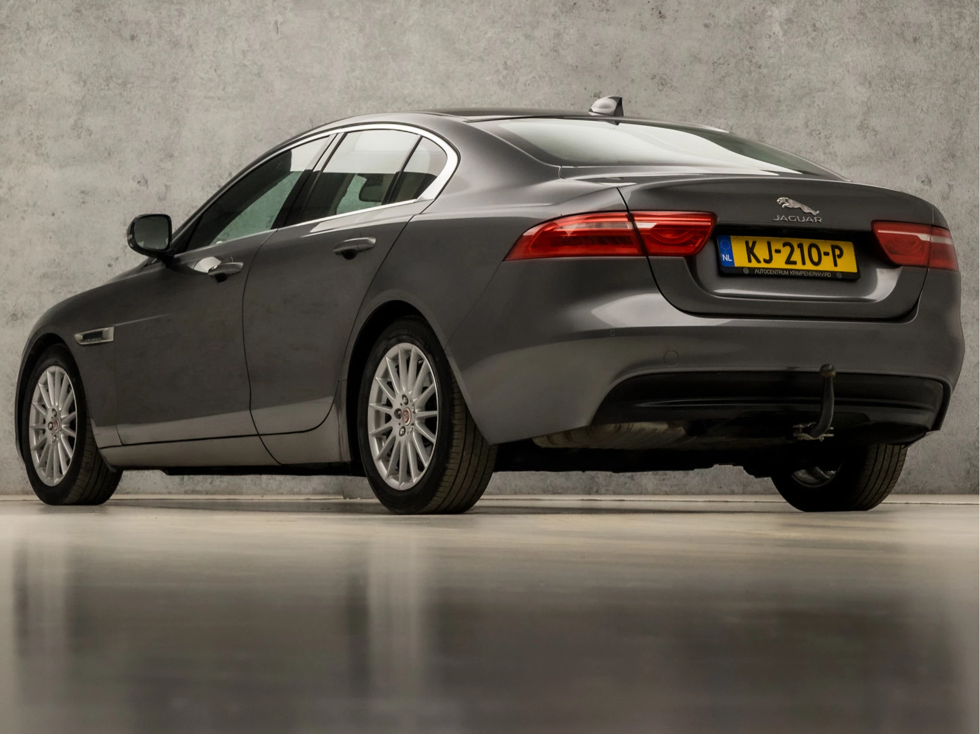 Hoofdafbeelding Jaguar XE