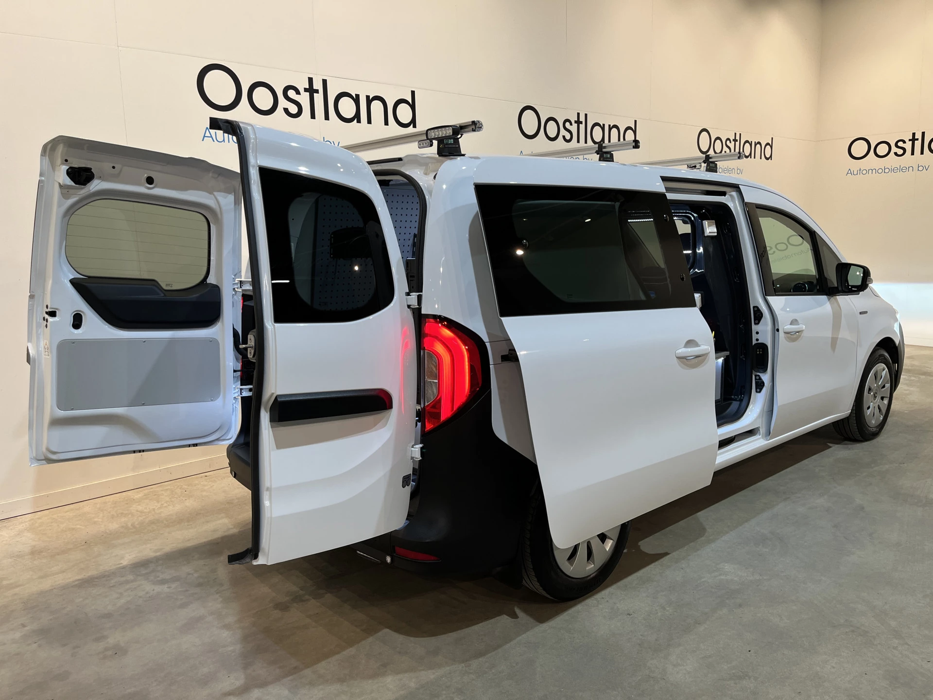 Hoofdafbeelding Mercedes-Benz eCitan