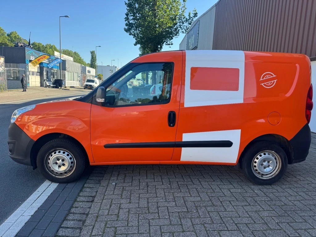 Hoofdafbeelding Opel Combo