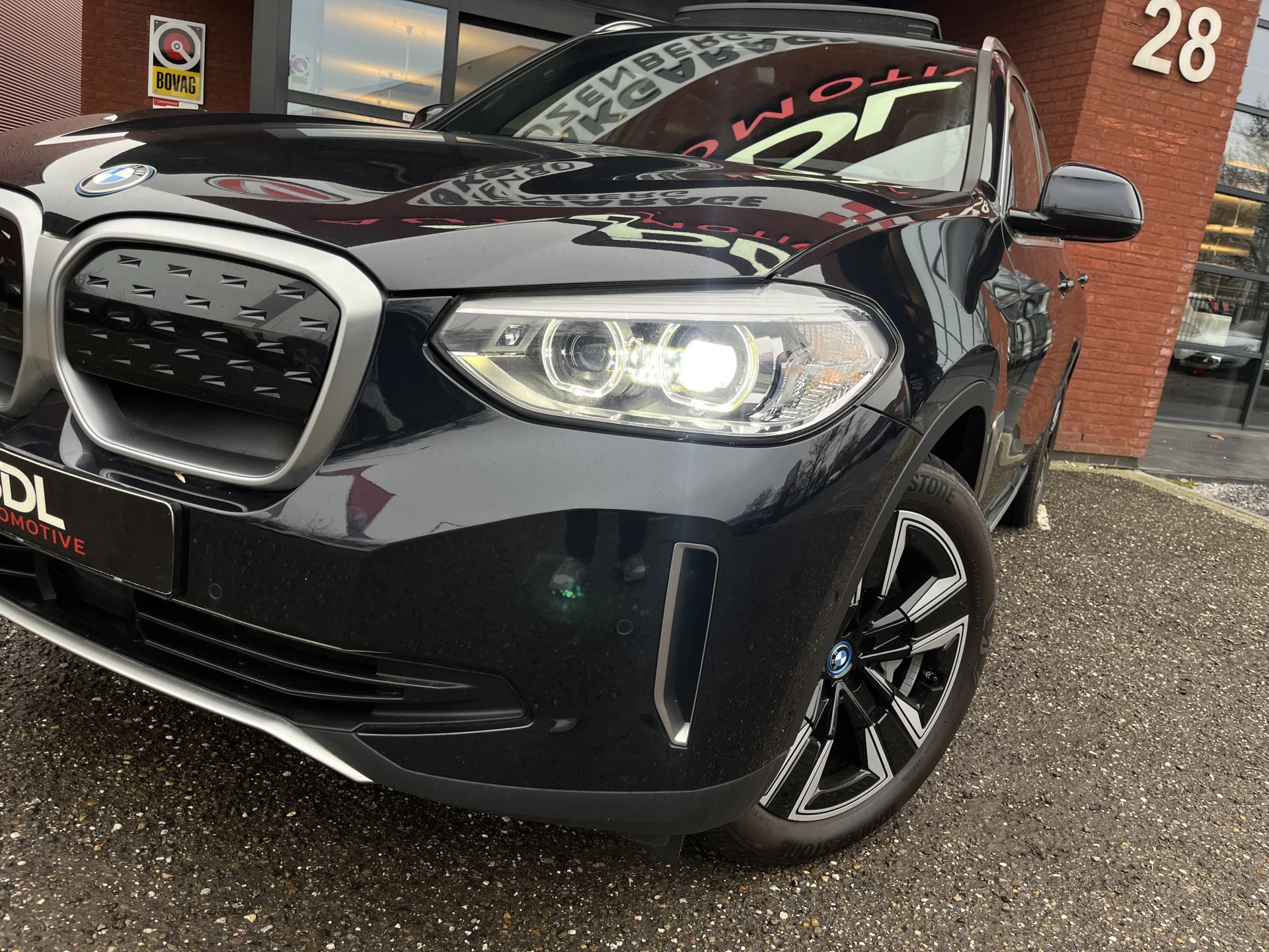 Hoofdafbeelding BMW iX3