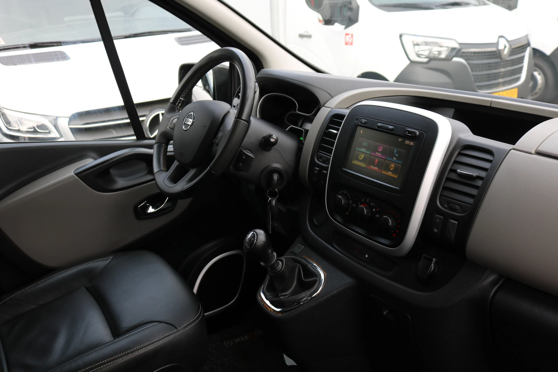 Hoofdafbeelding Nissan NV300