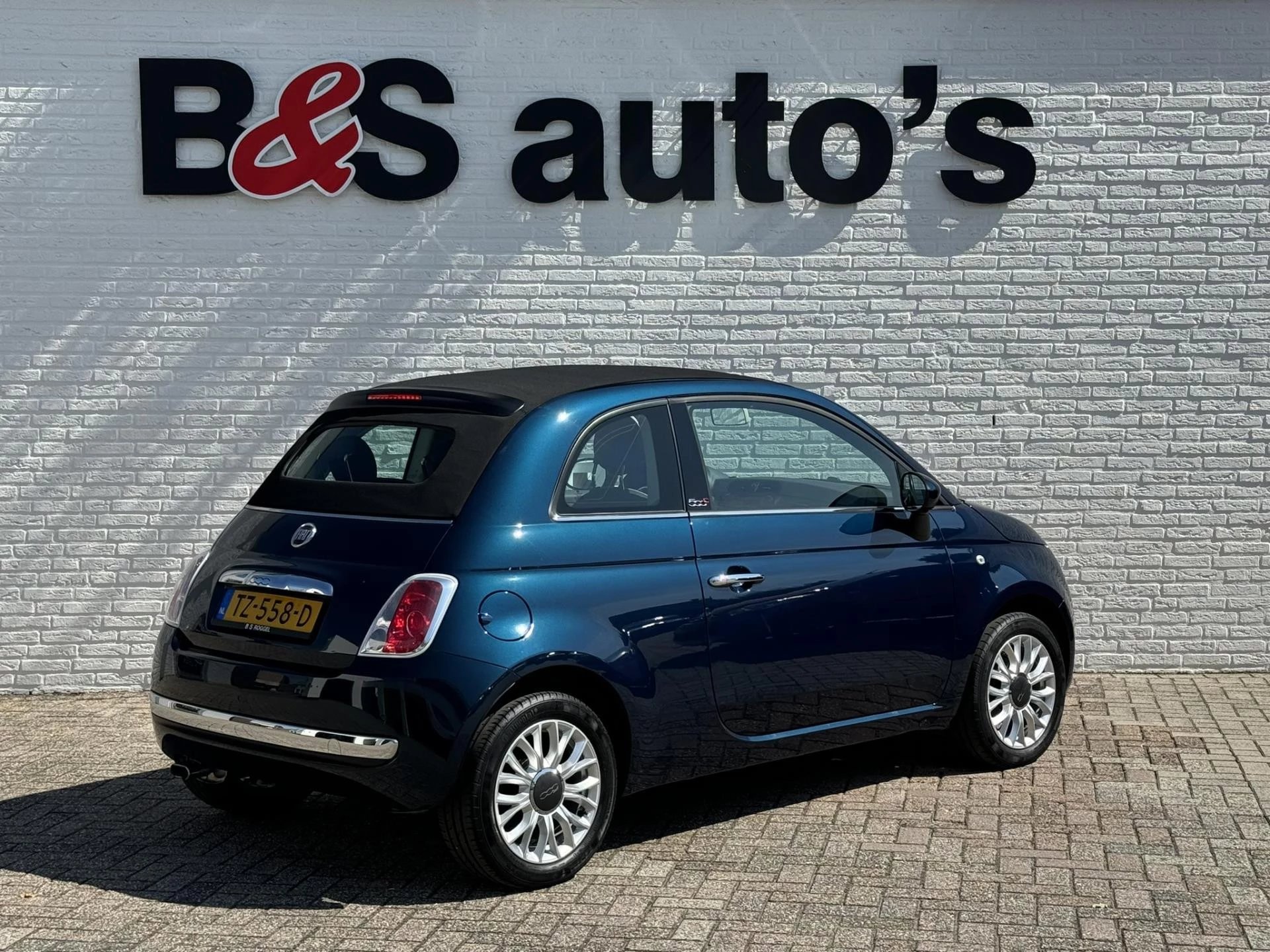 Hoofdafbeelding Fiat 500