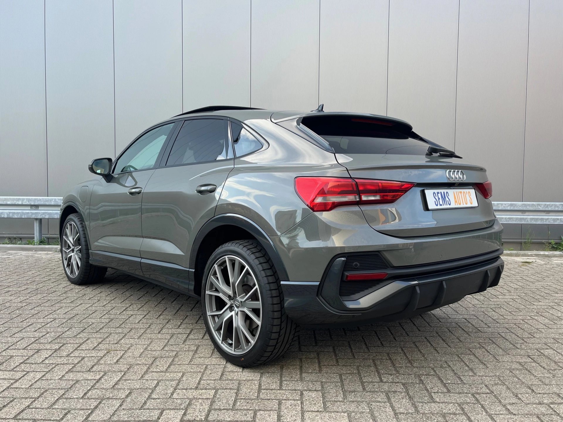 Hoofdafbeelding Audi Q3