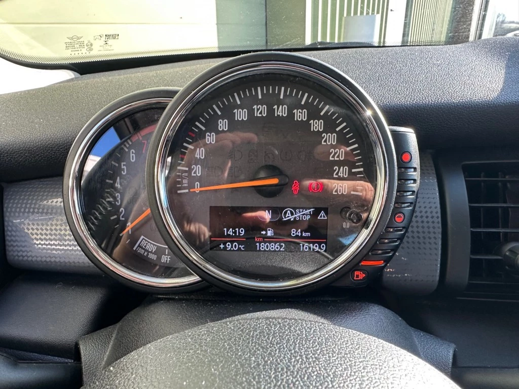 Hoofdafbeelding MINI 5-deurs