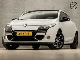 Renault Mégane Coupé 1.2 TCe Bose (PANORAMADAK, NAVIGATIE, CLIMATE, BOSE AUDIO, LEDEREN SPORTSTOELEN, LM VELGEN, BLUETOOTH, CRUISE, PARKEERSENSOREN, NIEUWE APK, NIEUWSTAAT)