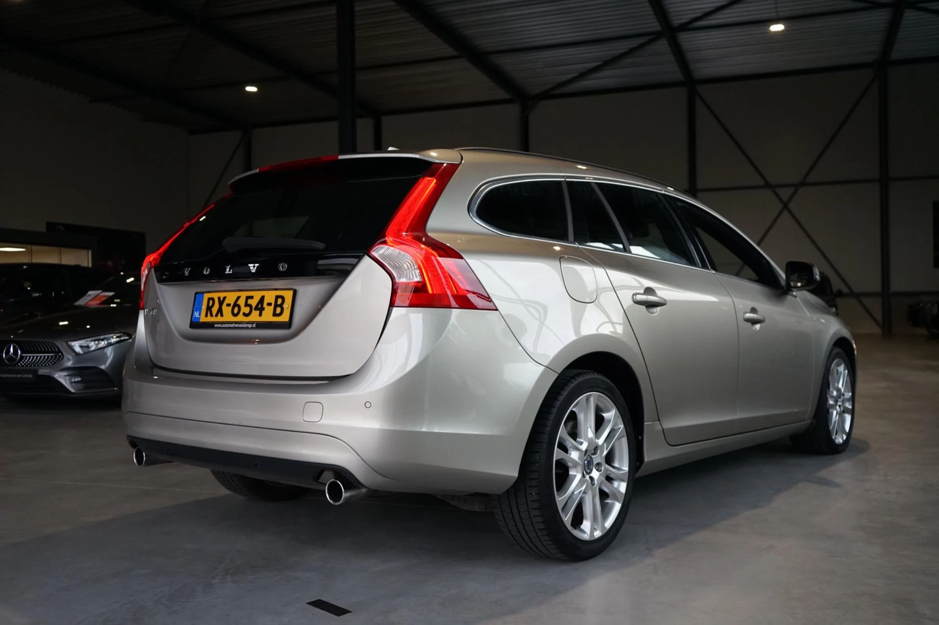 Hoofdafbeelding Volvo V60