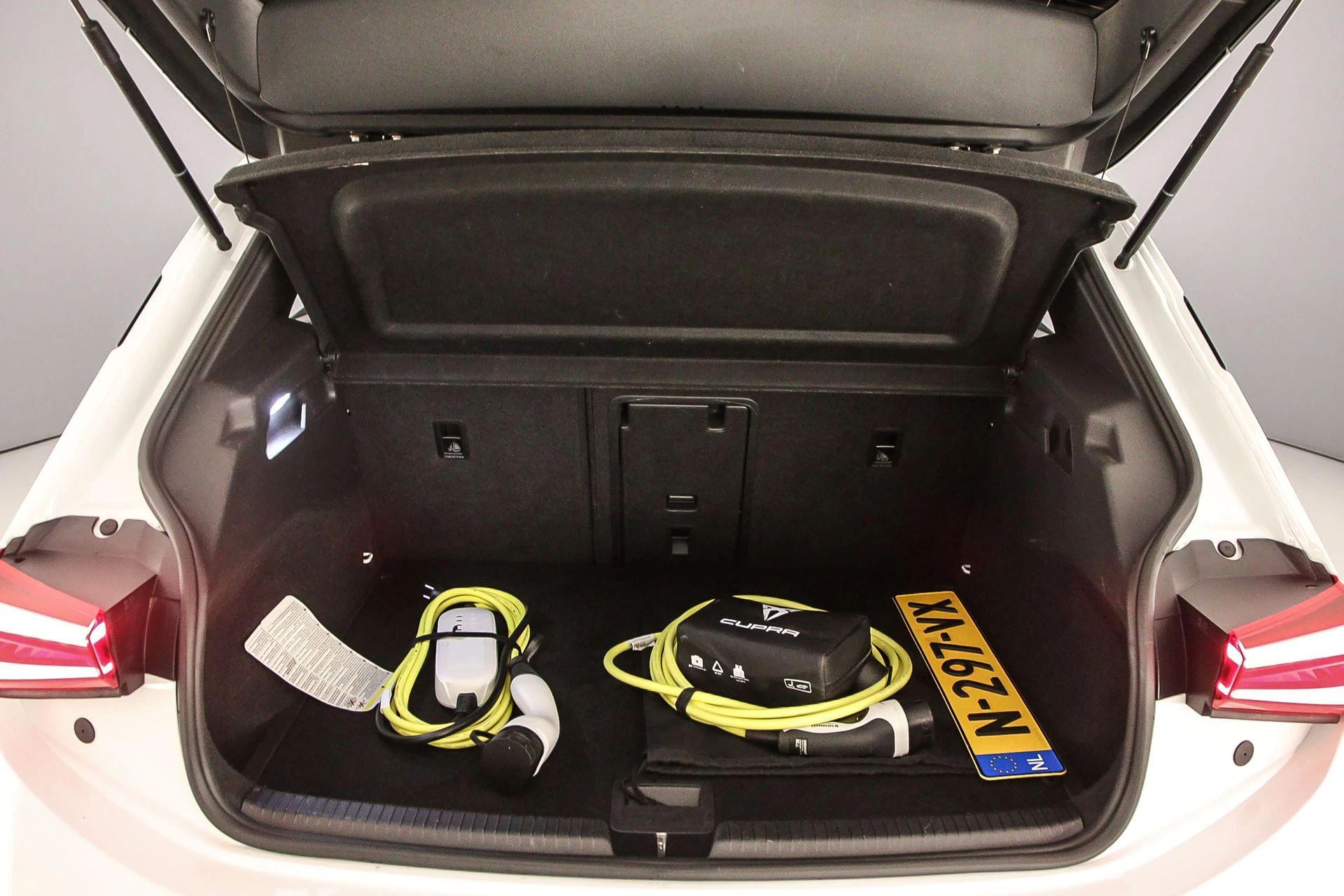 Hoofdafbeelding CUPRA Born