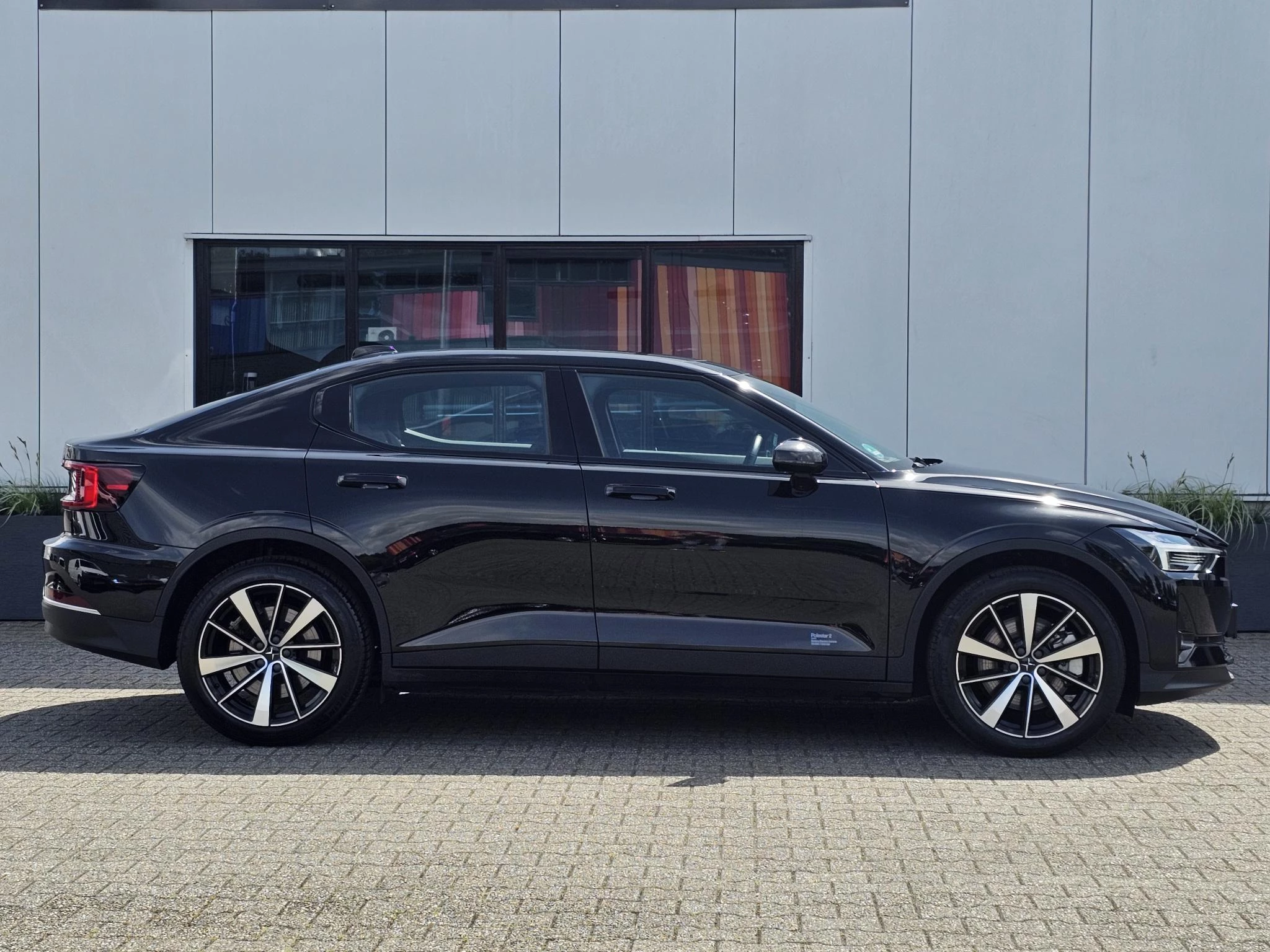 Hoofdafbeelding Polestar 2