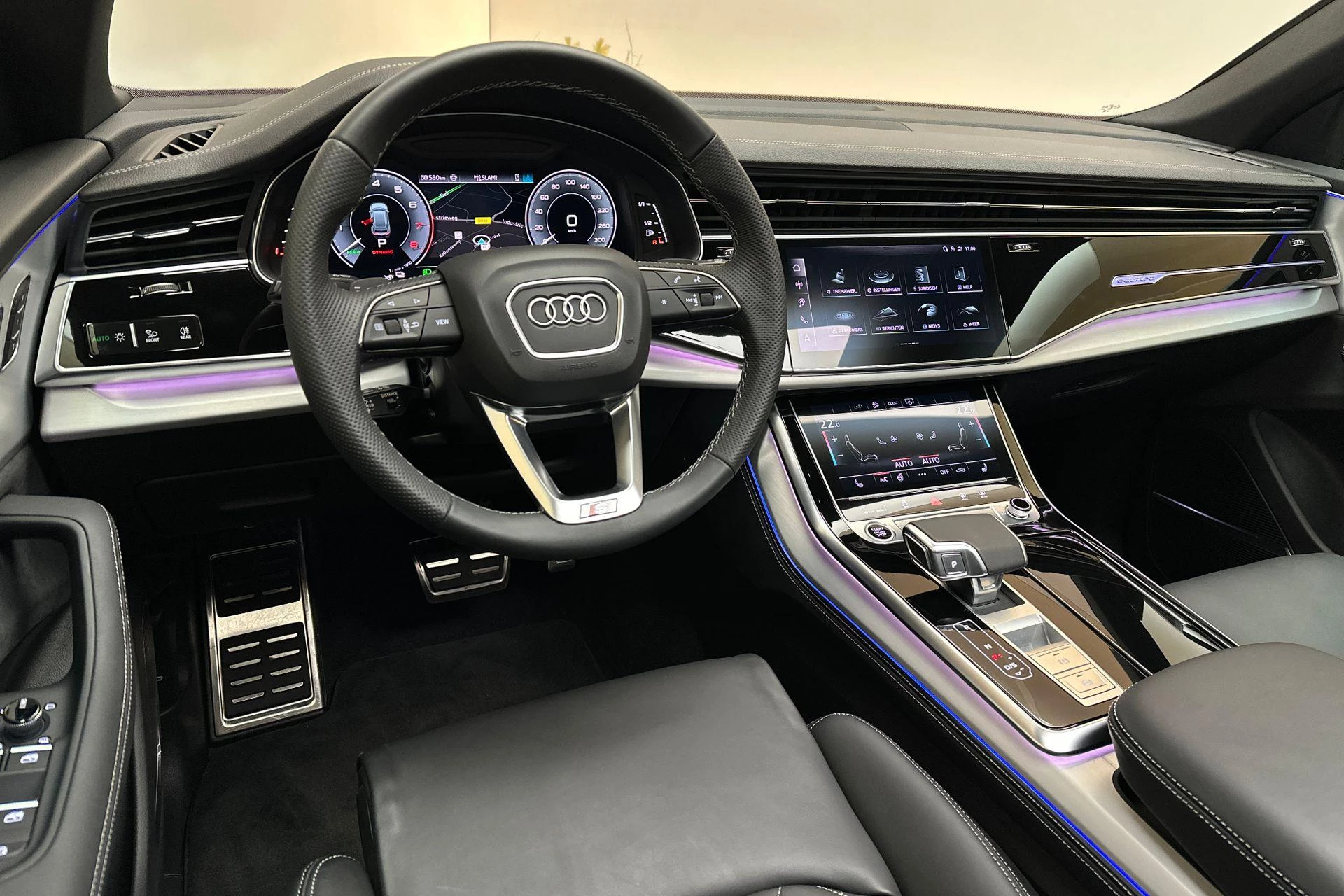 Hoofdafbeelding Audi Q8