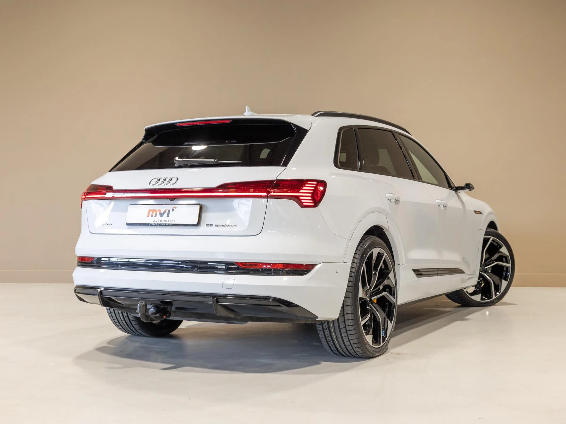 Hoofdafbeelding Audi e-tron