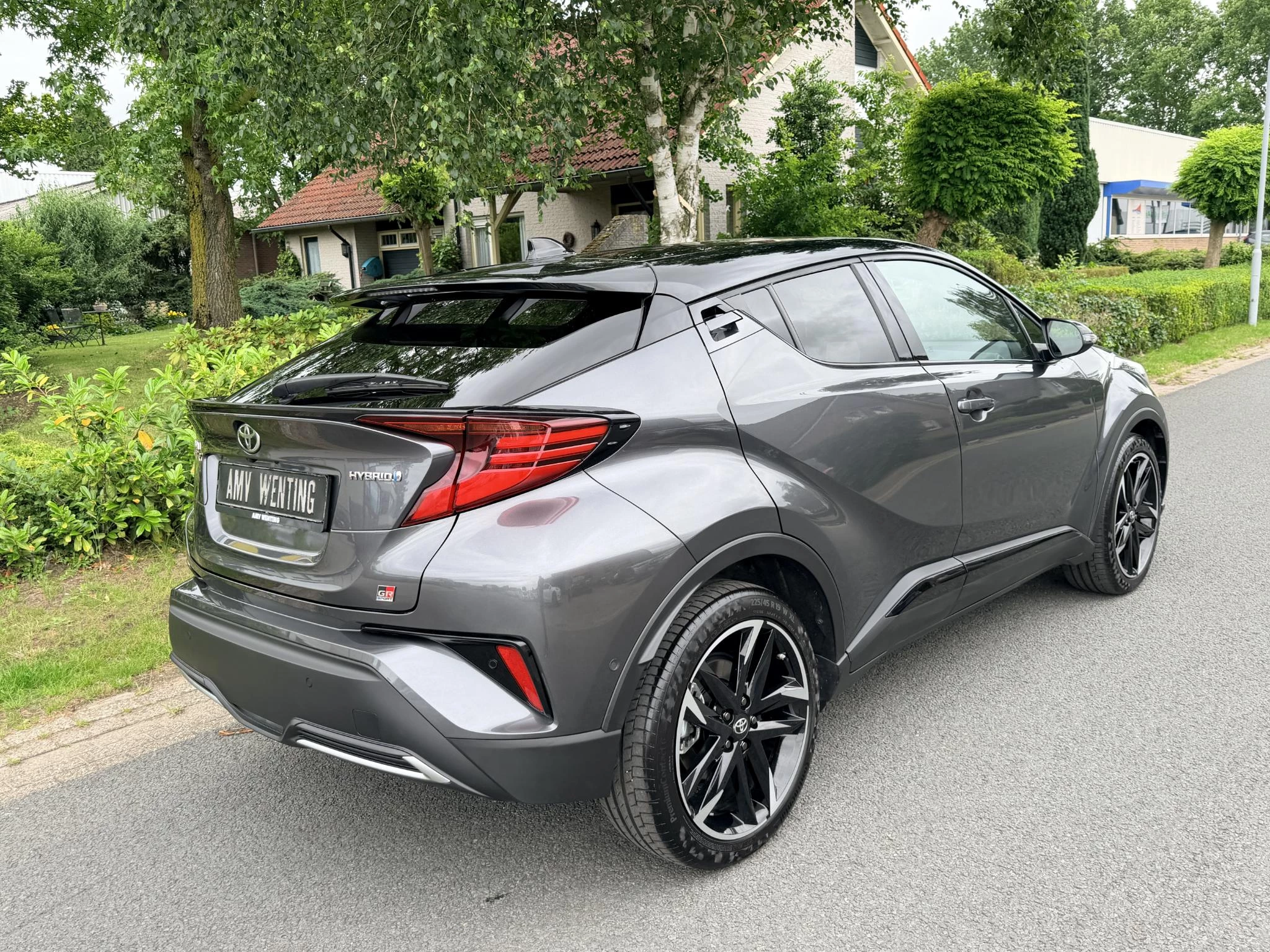 Hoofdafbeelding Toyota C-HR