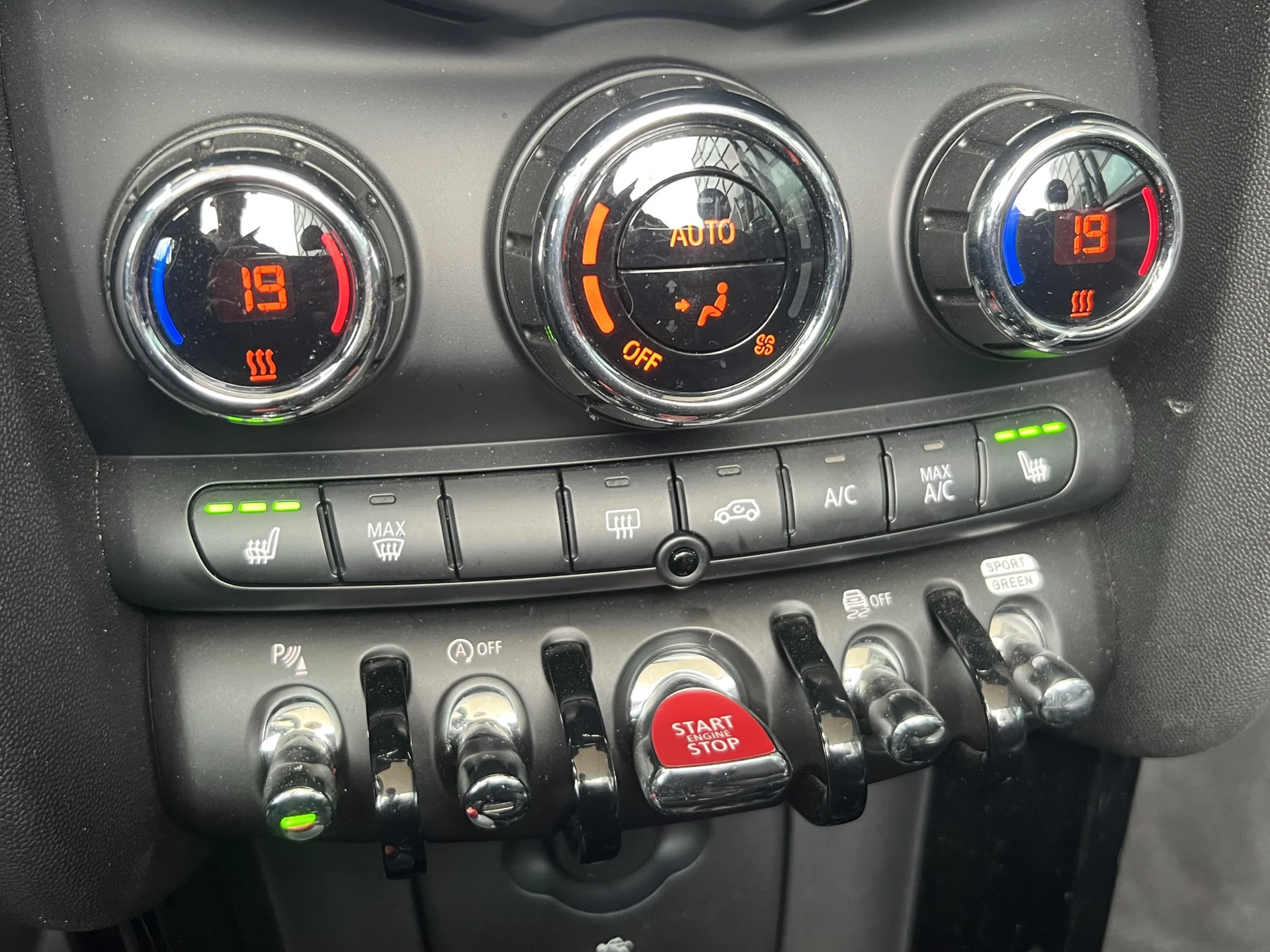 Hoofdafbeelding MINI Cooper Cabrio