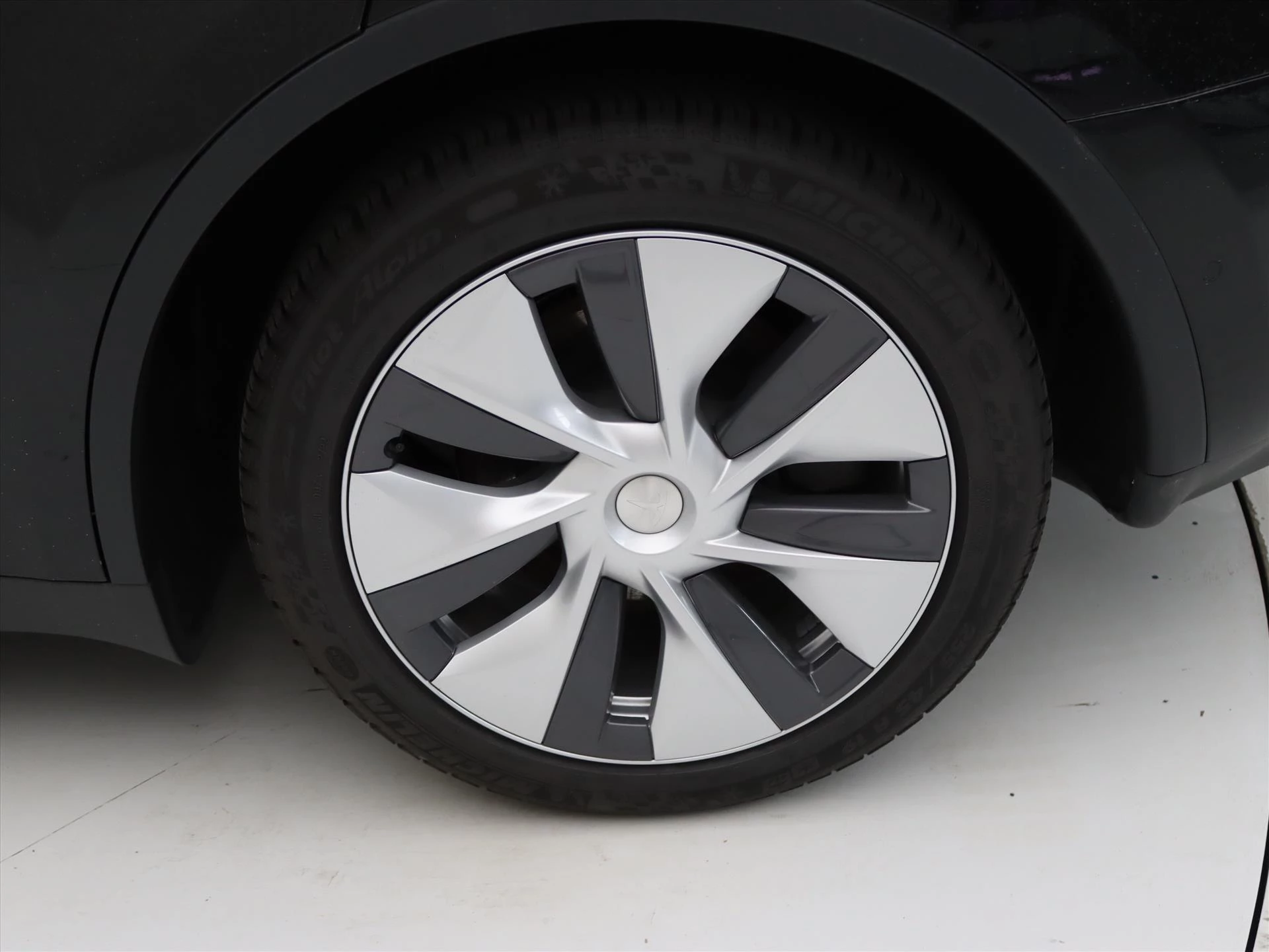 Hoofdafbeelding Tesla Model Y
