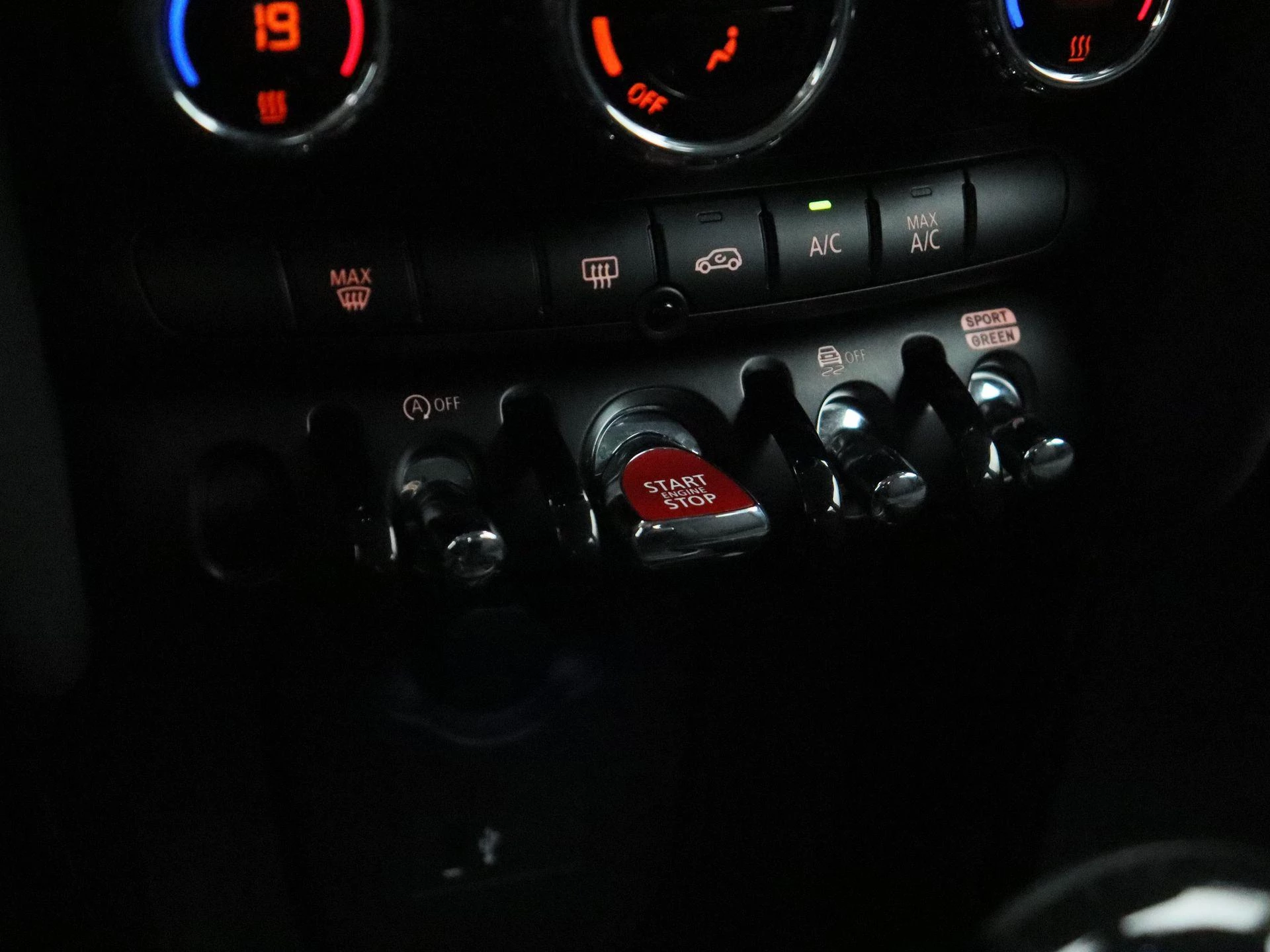 Hoofdafbeelding MINI 5-deurs