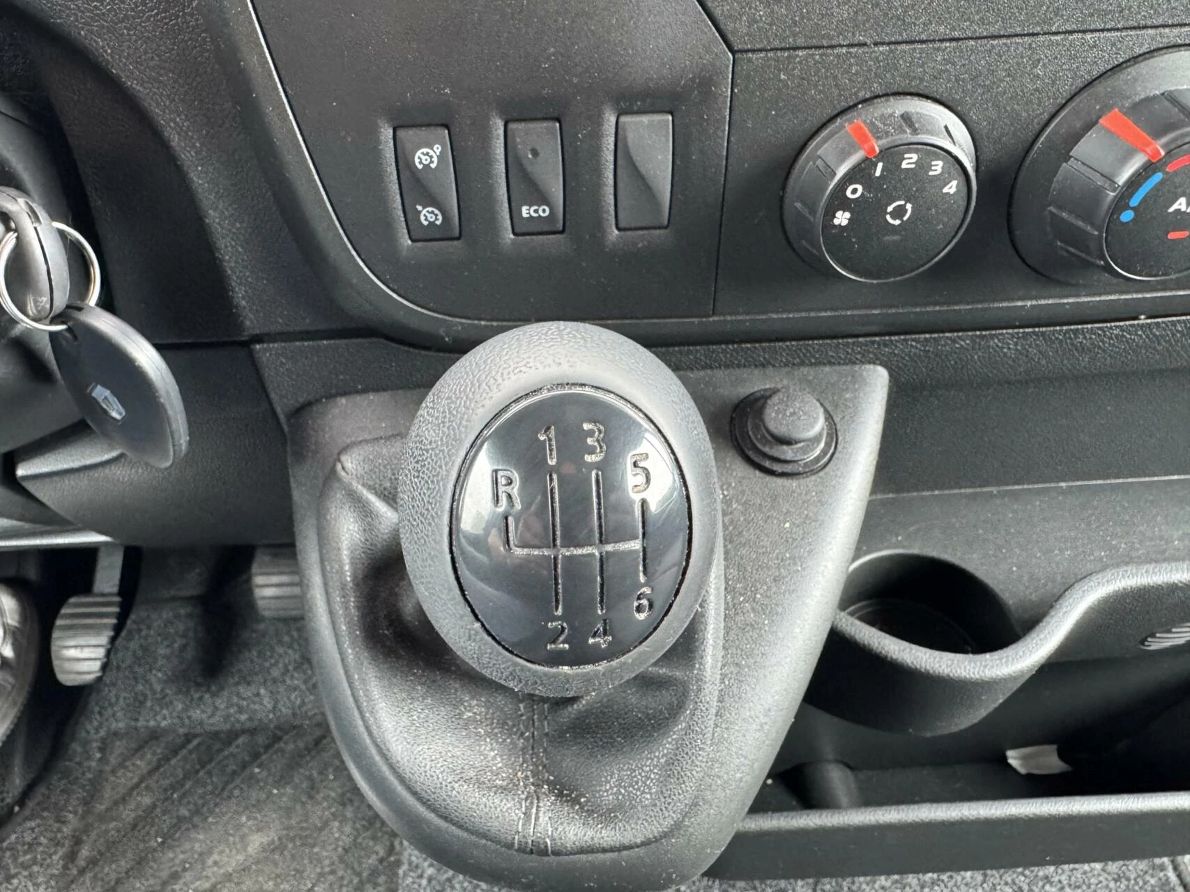 Hoofdafbeelding Nissan NV400