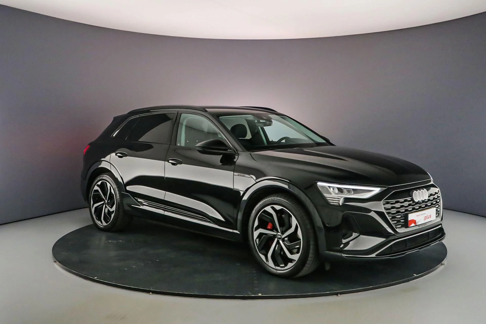 Hoofdafbeelding Audi Q8 e-tron