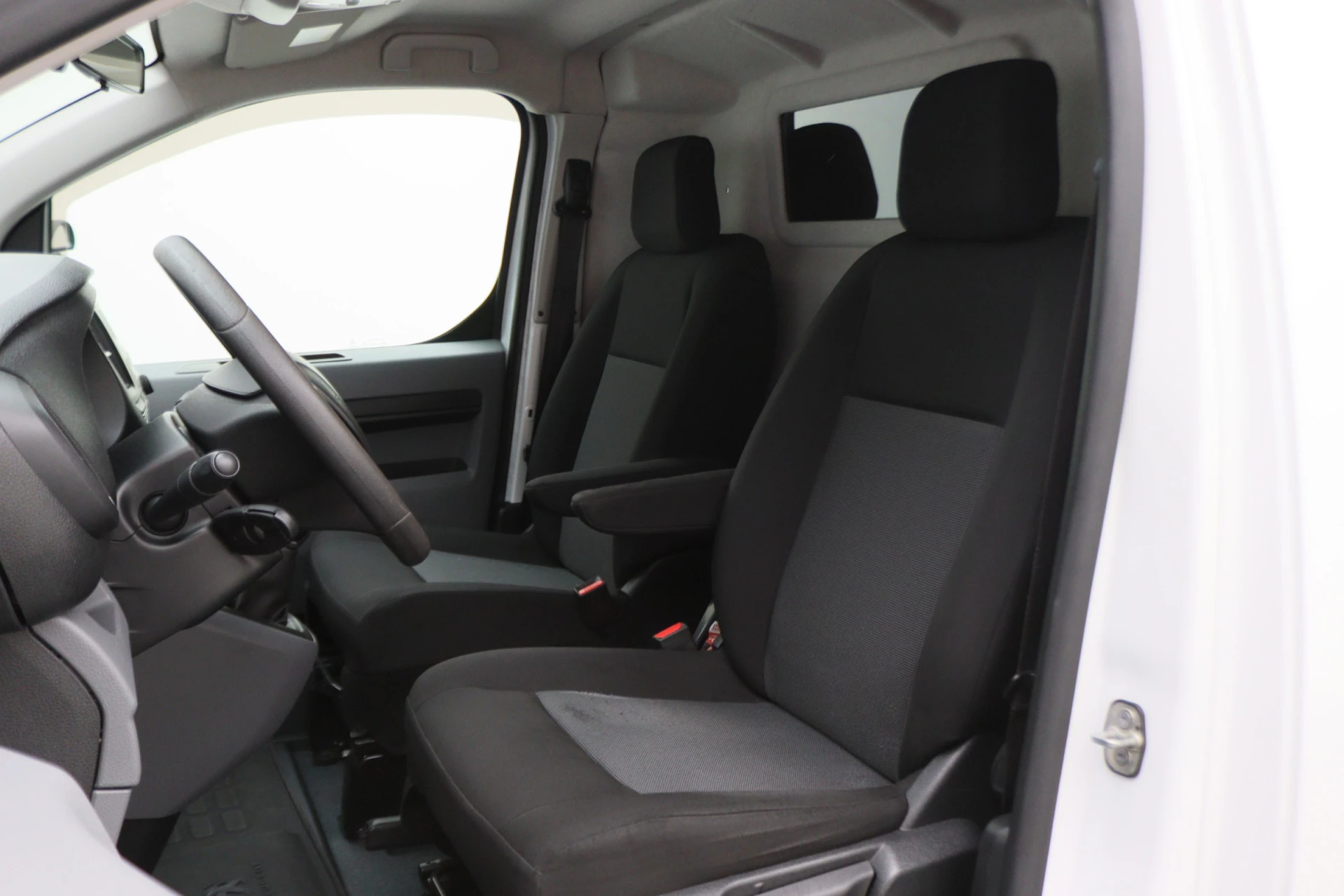 Hoofdafbeelding Peugeot Expert