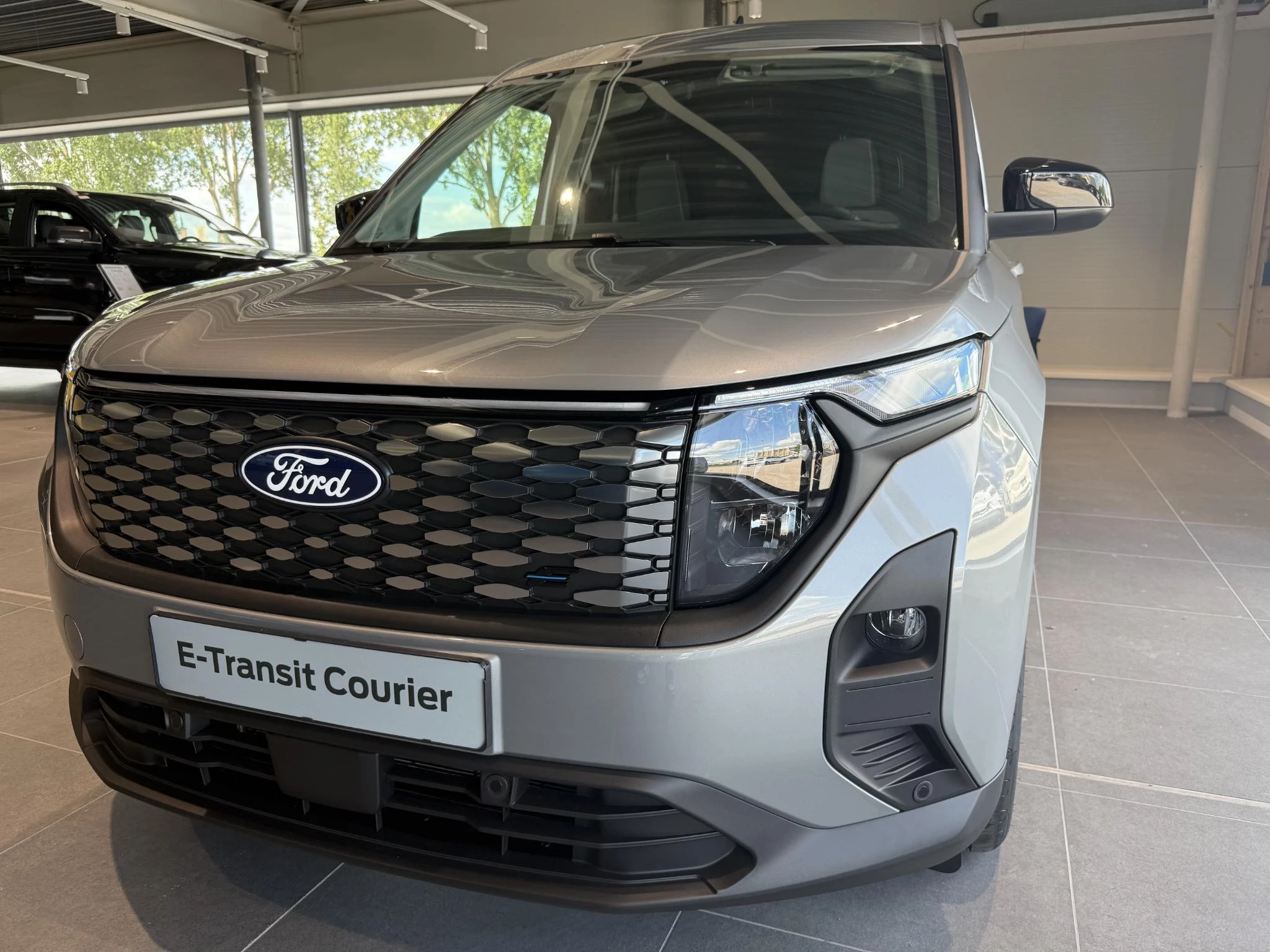 Hoofdafbeelding Ford Transit Courier