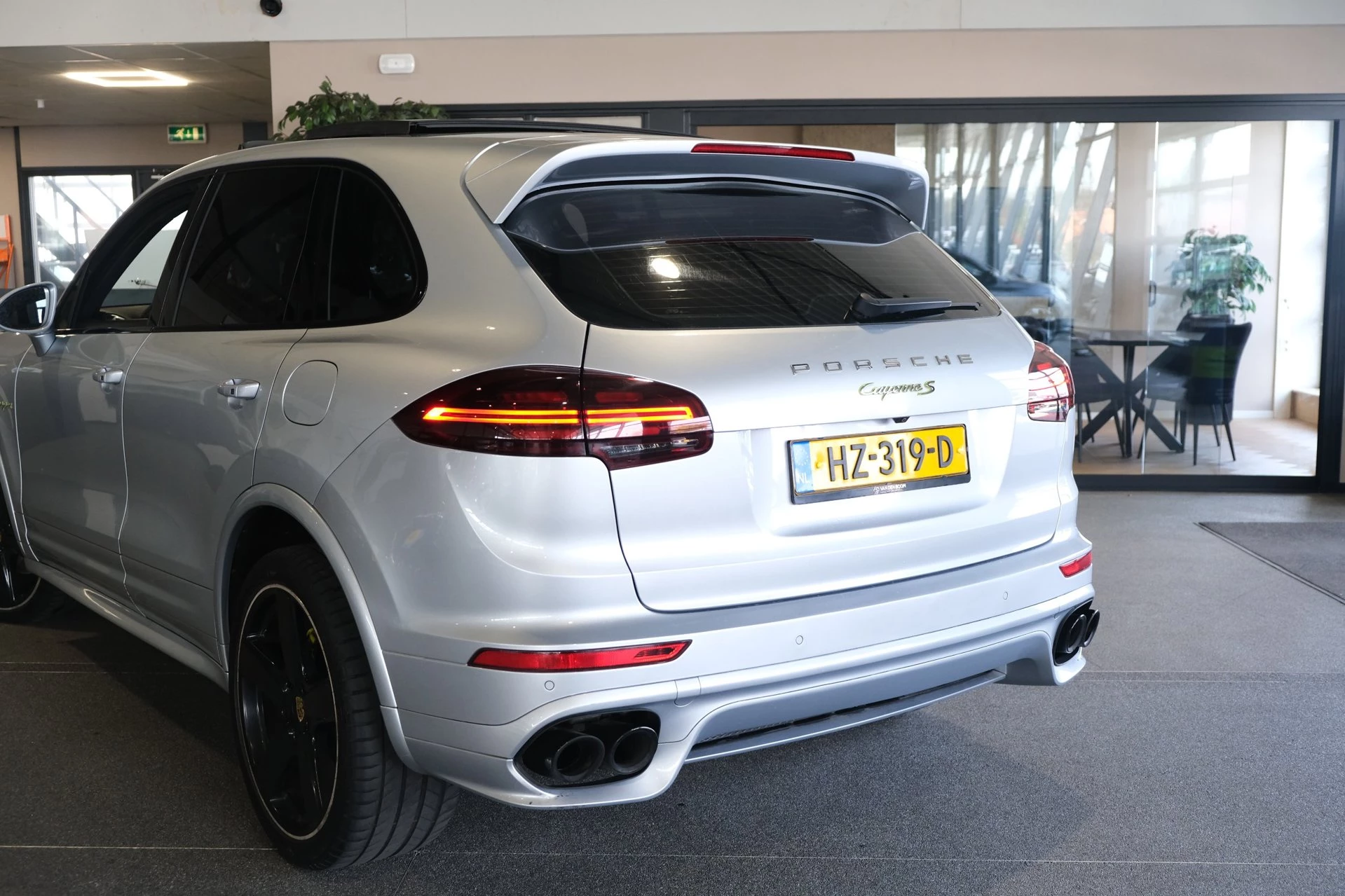 Hoofdafbeelding Porsche Cayenne