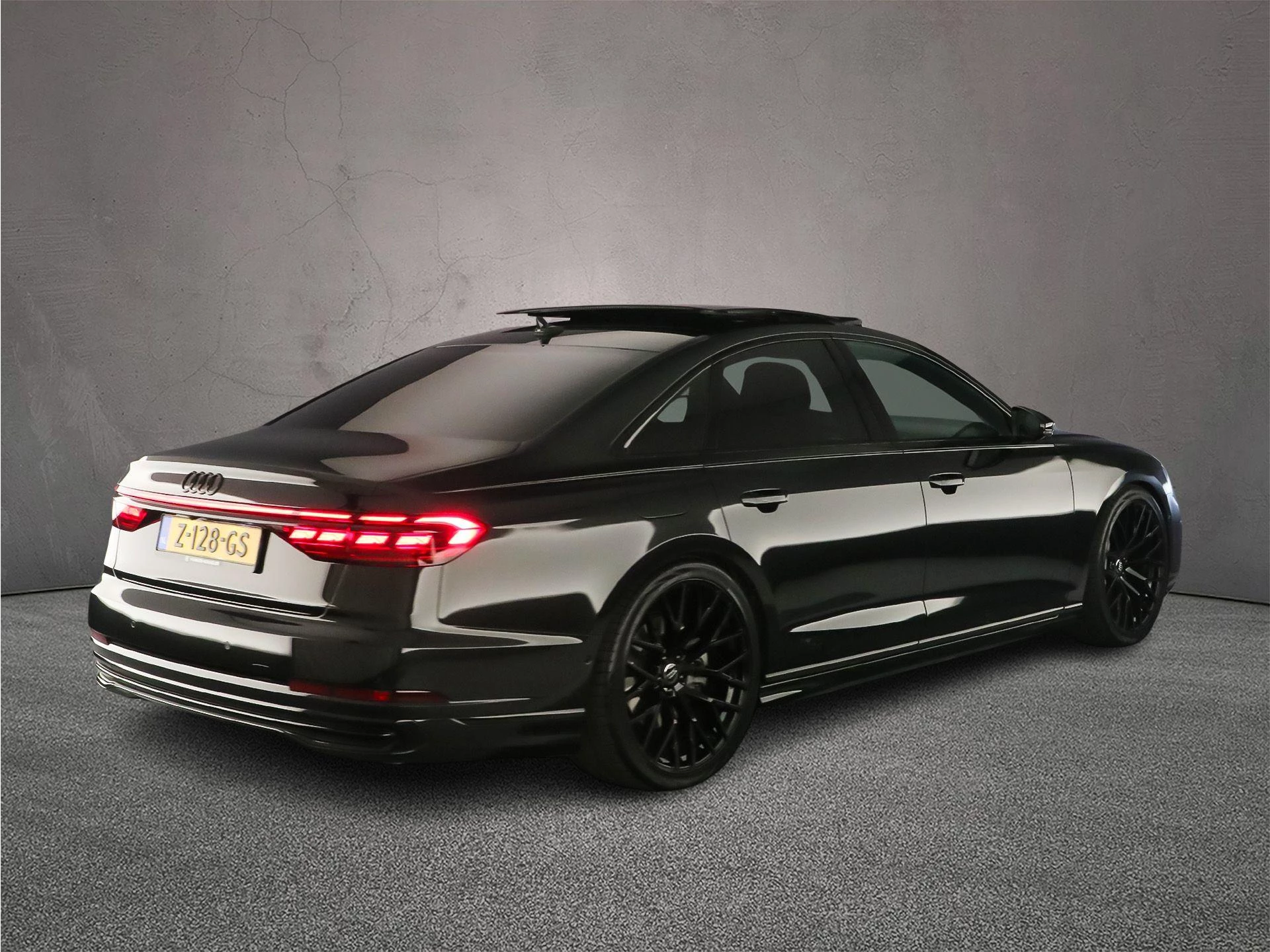 Hoofdafbeelding Audi A8