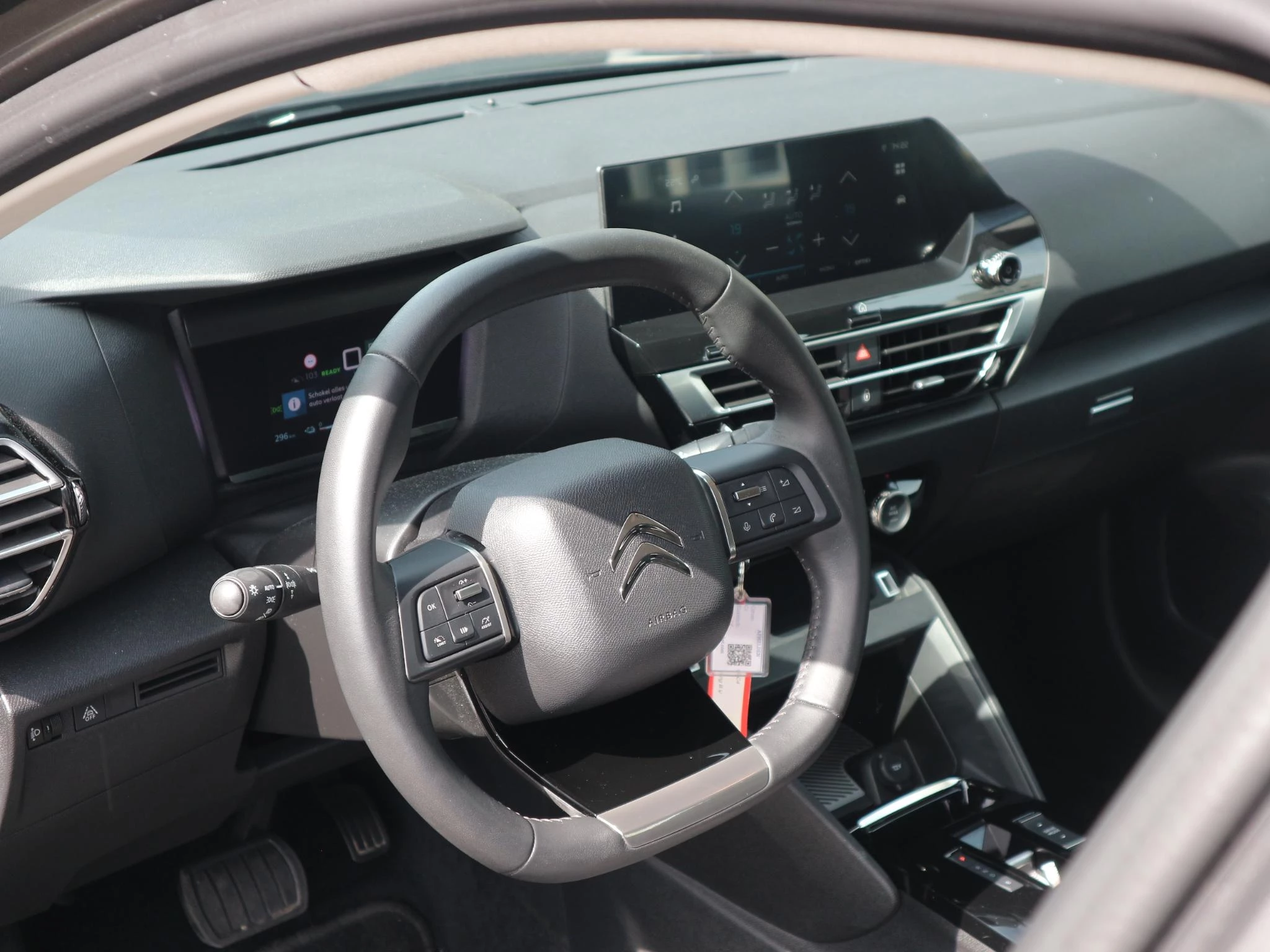 Hoofdafbeelding Citroën ë-C4