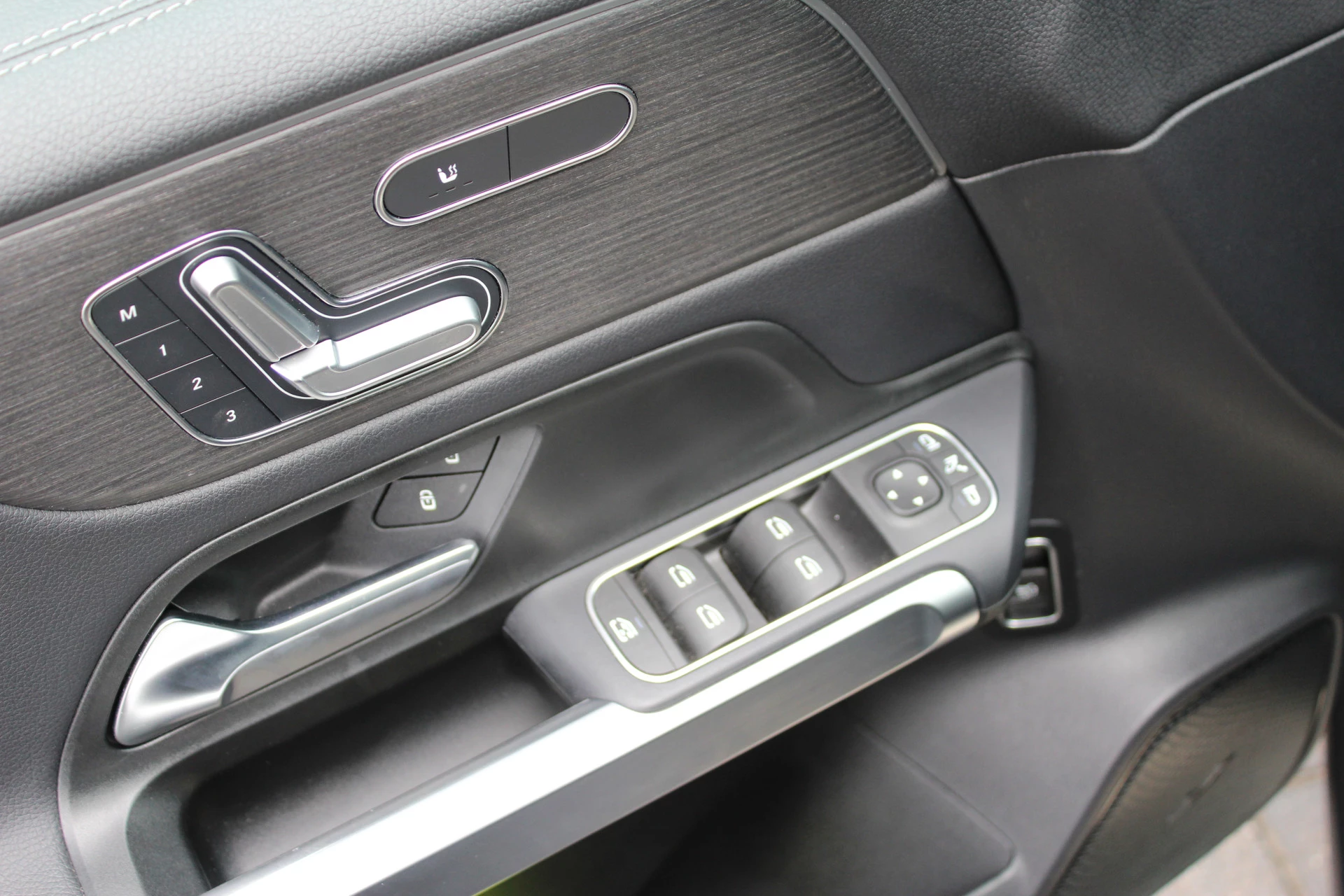 Hoofdafbeelding Mercedes-Benz EQB