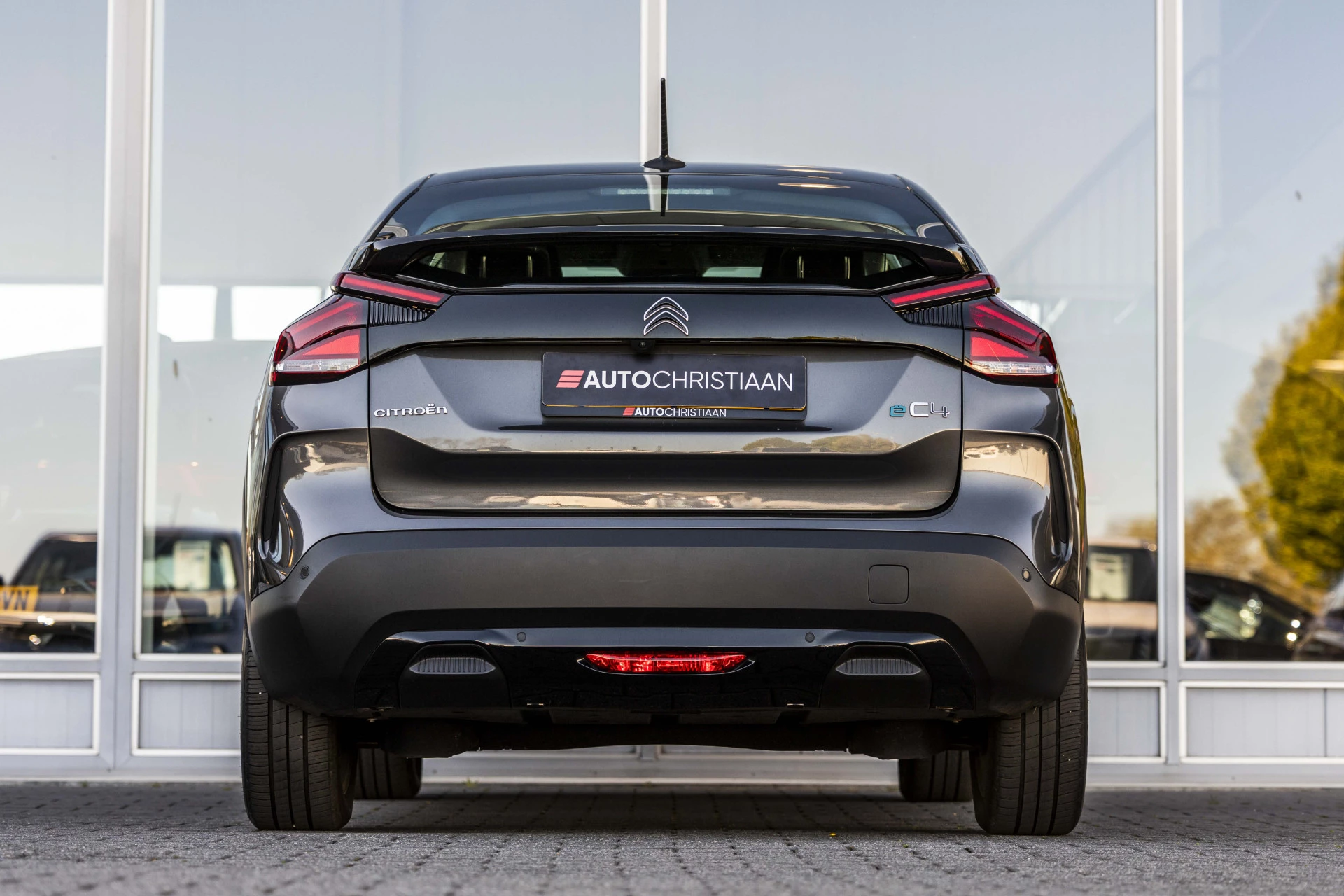 Hoofdafbeelding Citroën ë-C4