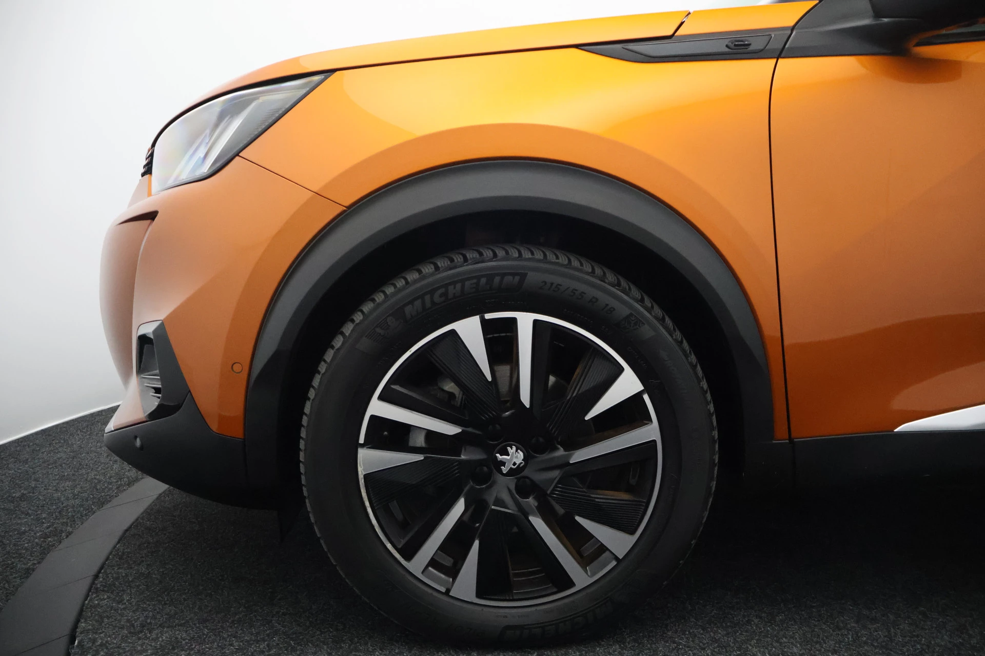 Hoofdafbeelding Peugeot e-2008