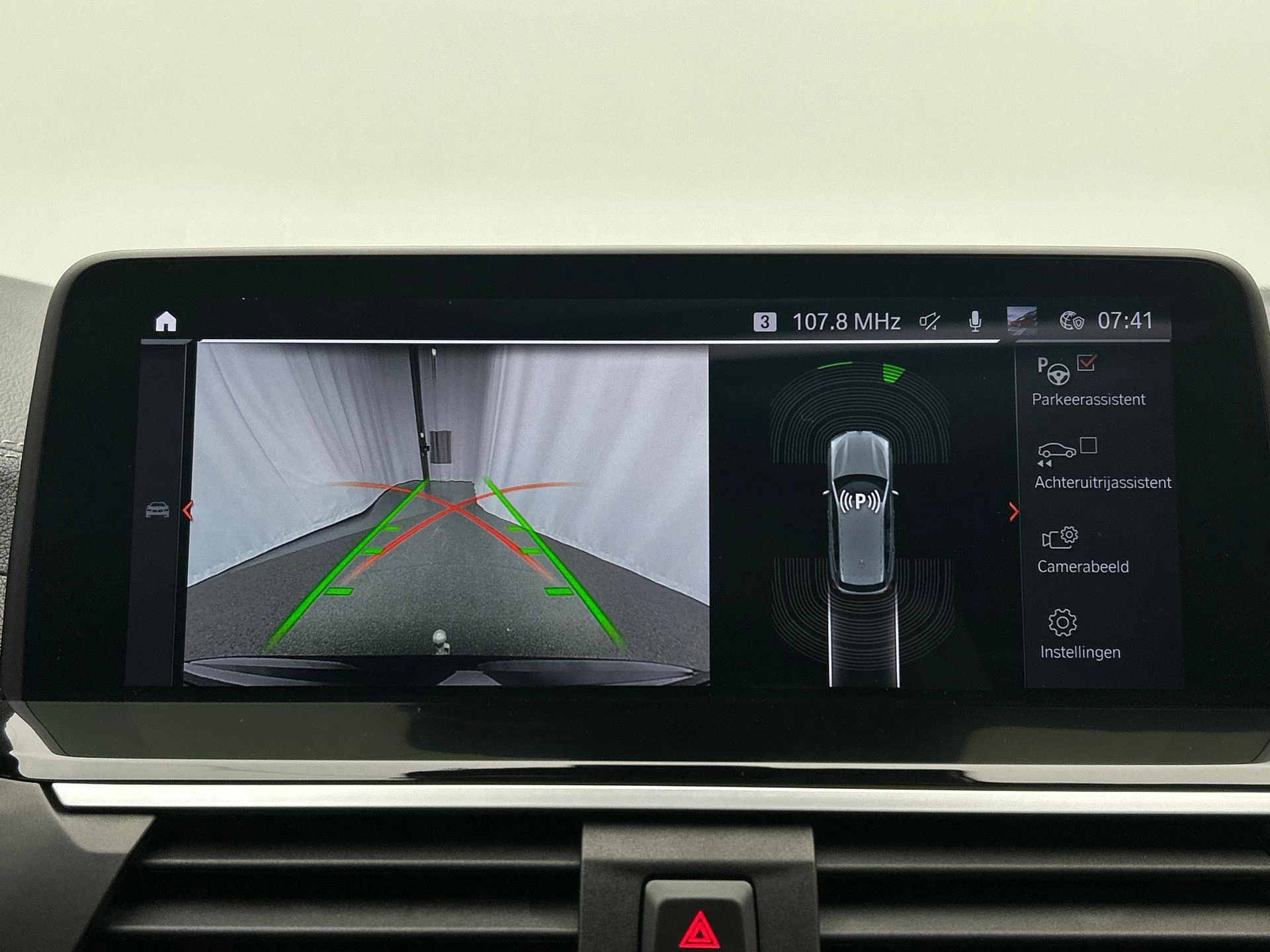 Hoofdafbeelding BMW iX3