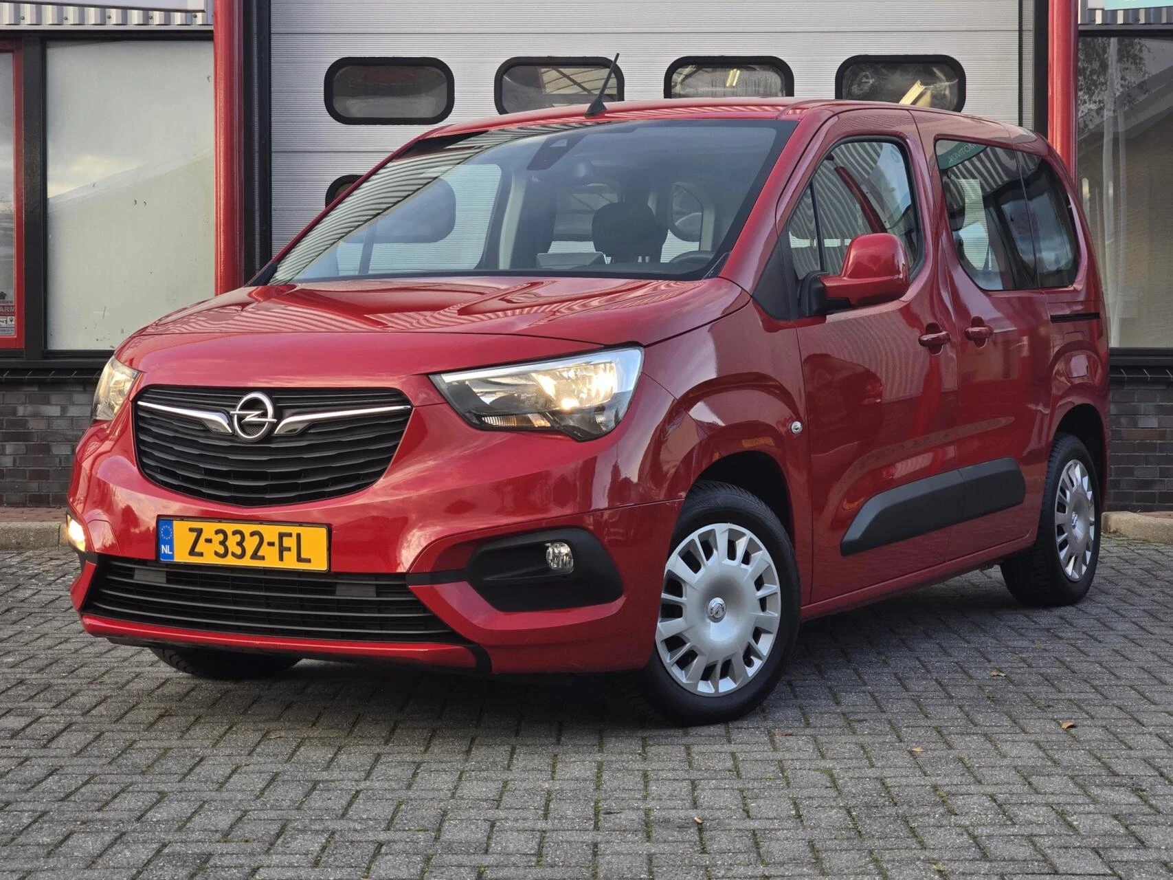 Hoofdafbeelding Opel Combo
