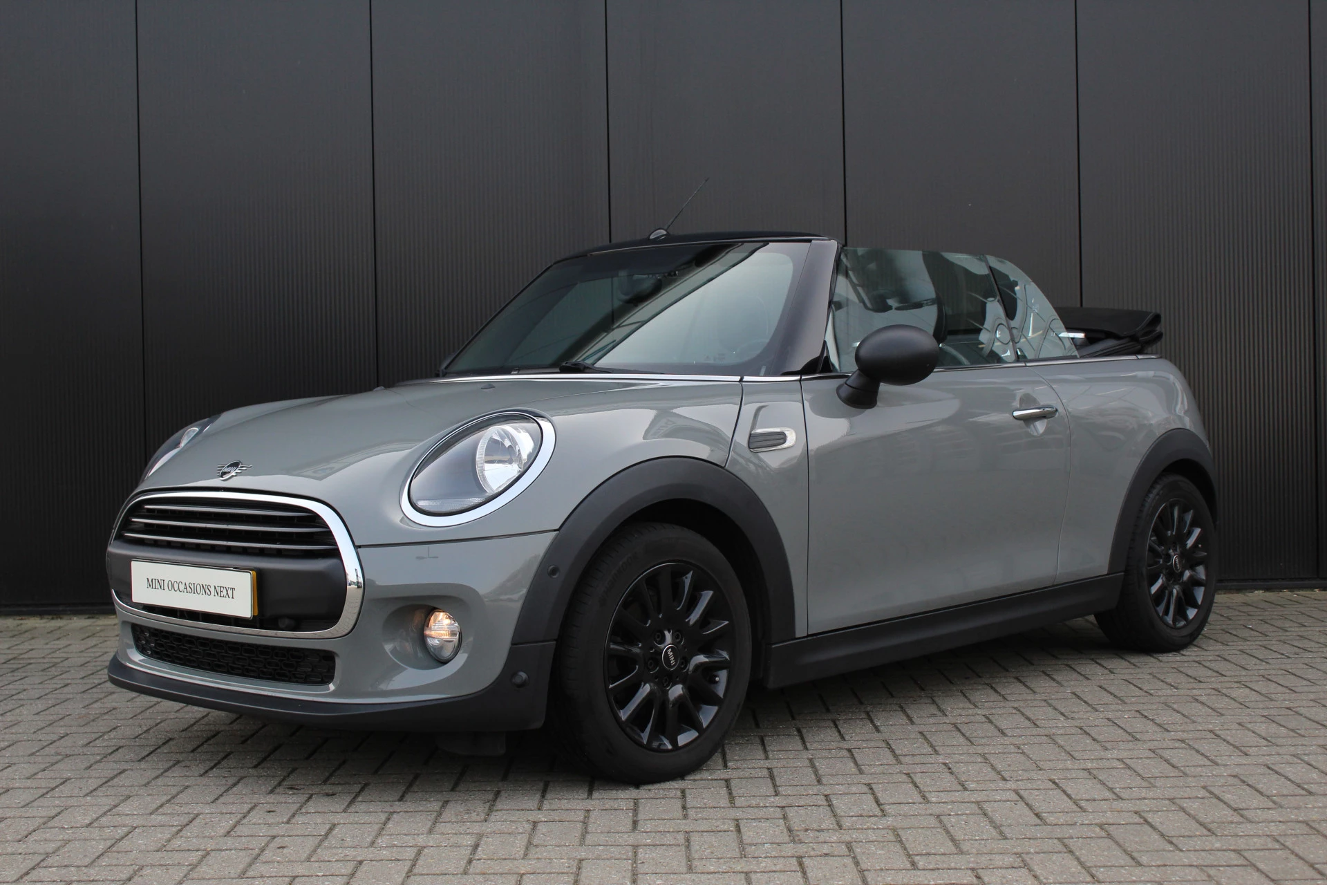 Hoofdafbeelding MINI One Cabrio