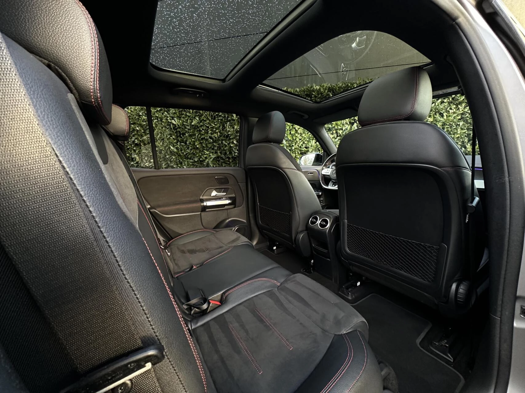 Hoofdafbeelding Mercedes-Benz EQB