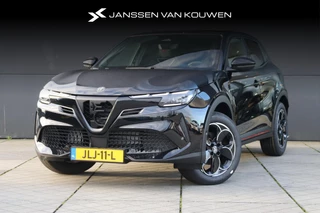 Alfa Romeo Junior 1.2 Turbo Hybrid Ibrida Speciale / Direct leverbaar! / Sportpack / Panoramadak