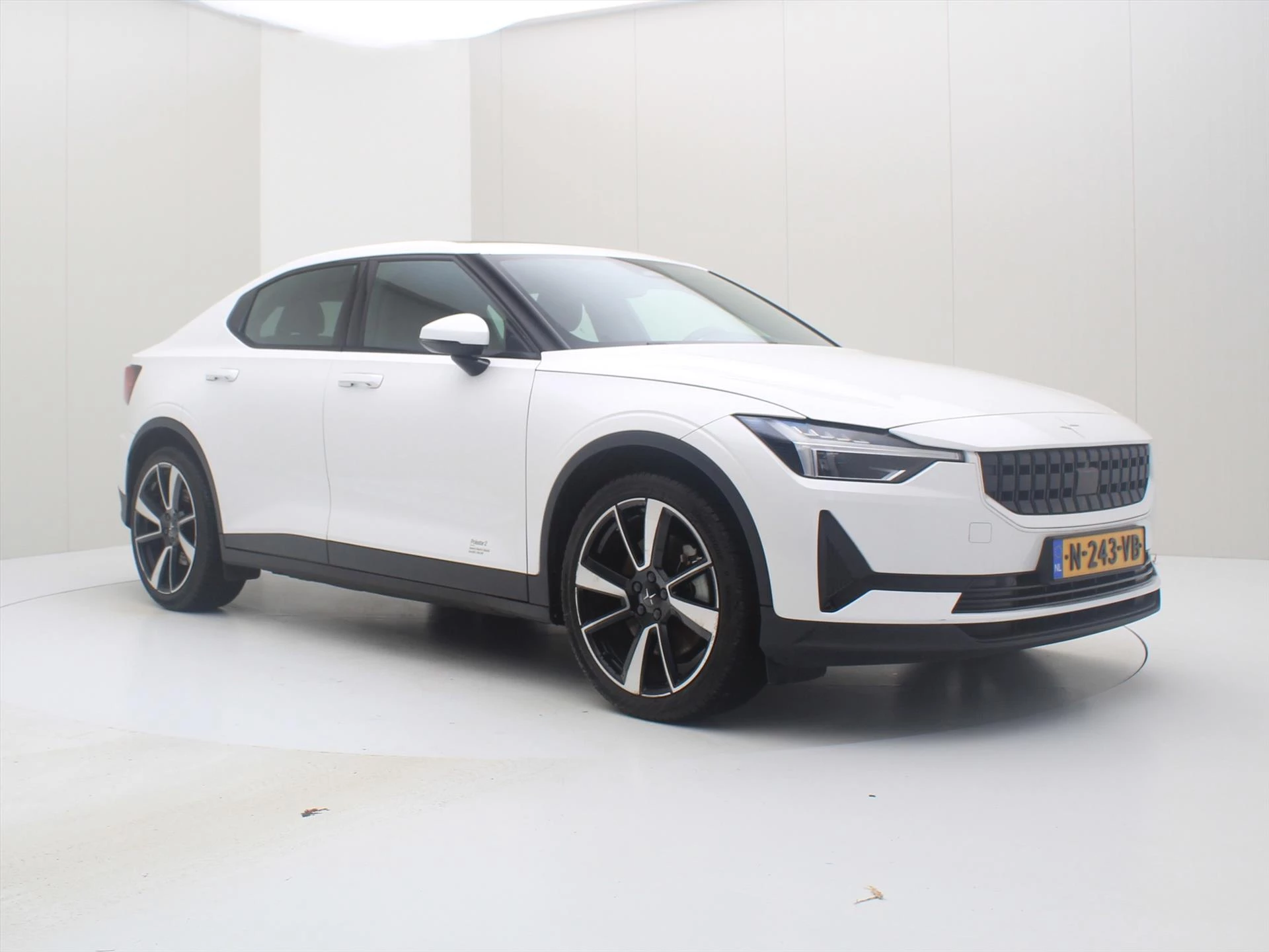 Hoofdafbeelding Polestar 2