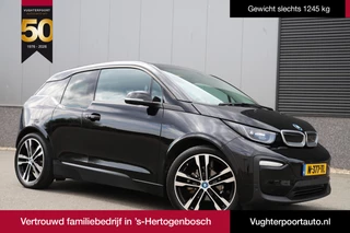 Hoofdafbeelding BMW i3 BMW i3 Executive 120 Ah 42kWh*Dark Shadow*/Leder/W-Pomp/1e eig./Camera/3-fase/20"