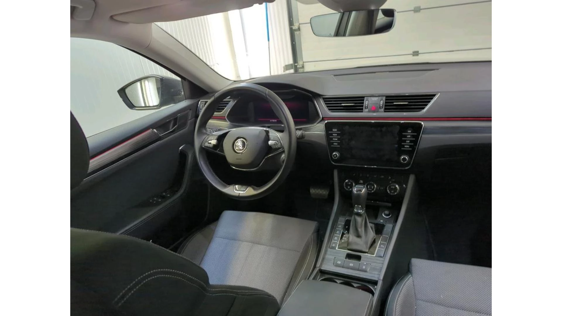 Hoofdafbeelding Škoda Superb