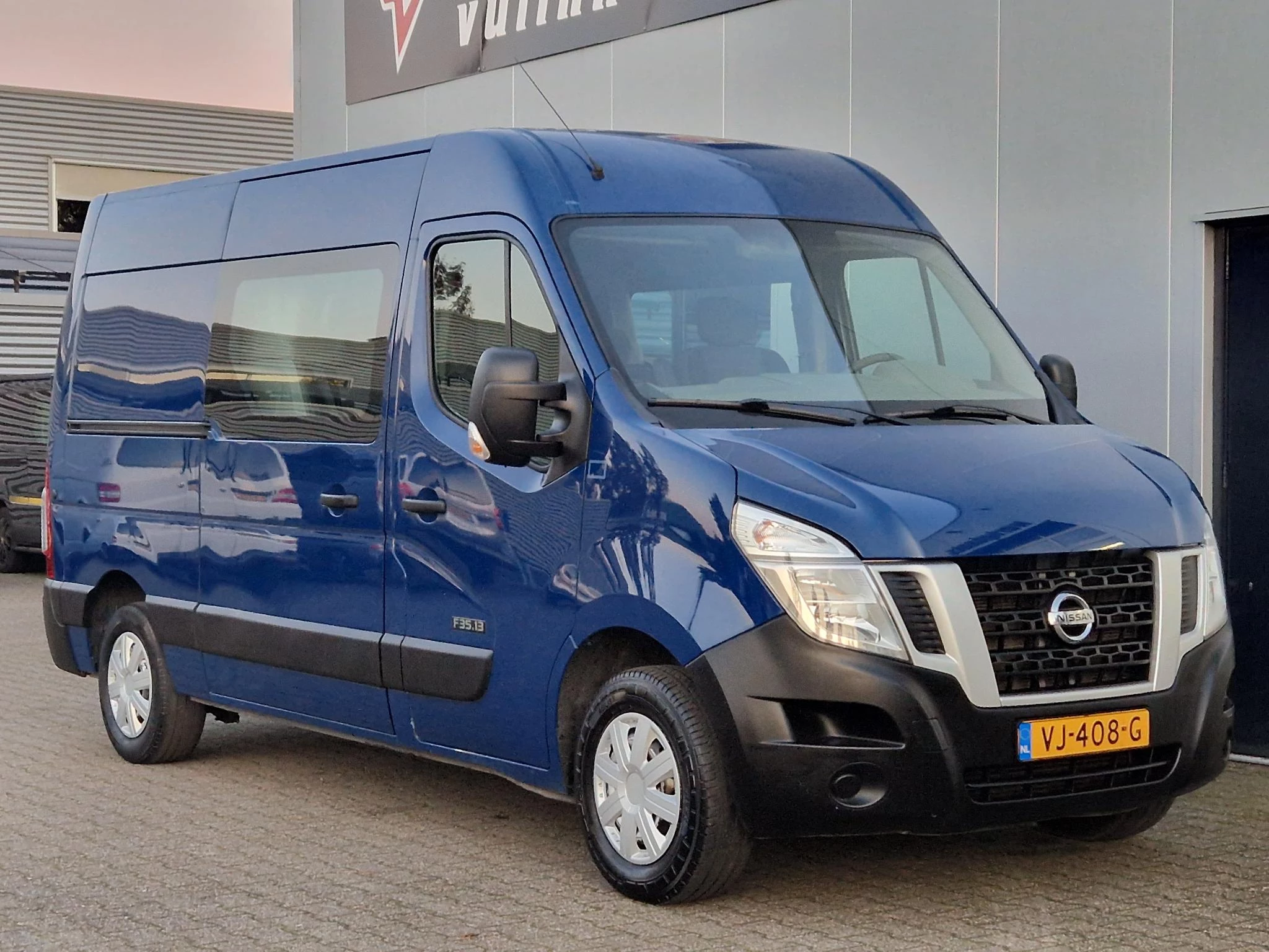 Hoofdafbeelding Nissan NV400