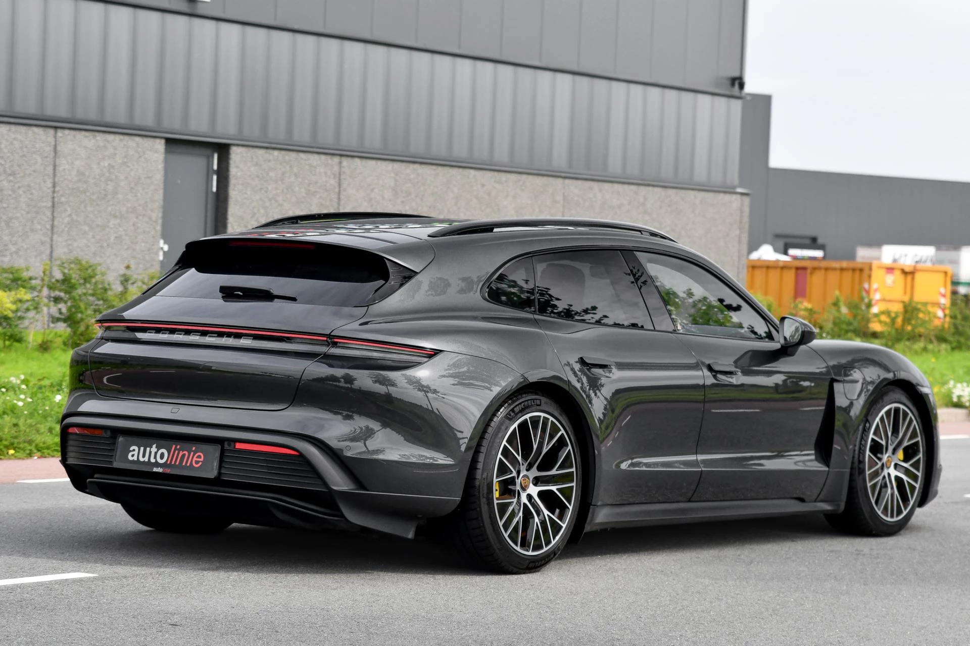 Hoofdafbeelding Porsche Taycan