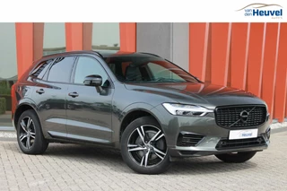 Hoofdafbeelding Volvo XC60 Volvo XC60 T8 Recharge AWD R-Design | Panoramadak | Stoelverwarming | Parkeercamera | Pilot Assist | BLIS | Glossy Black