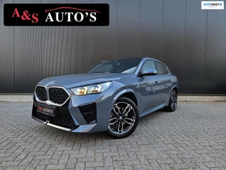 BMW X2 SDrive20i Launch Edition M Sport Panodak 360camera Laser HUD Harman Kardon Trekhaak Memory Sfeerverlichting