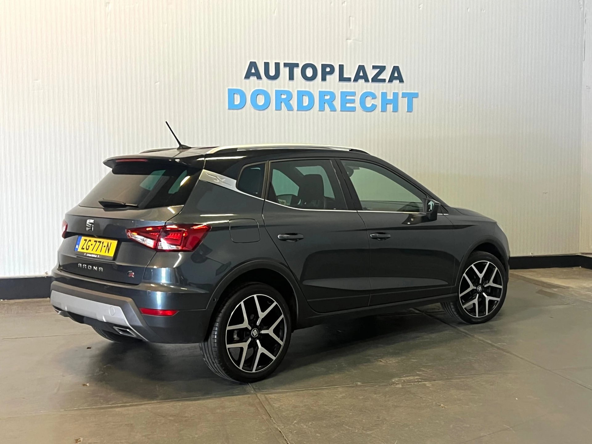 Hoofdafbeelding SEAT Arona