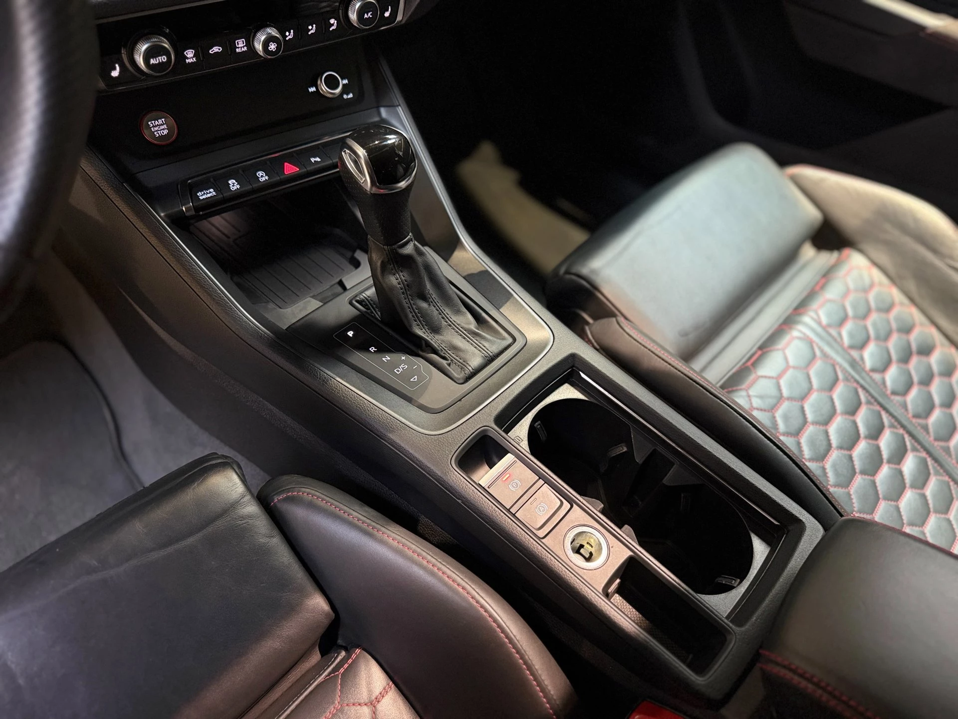 Hoofdafbeelding Audi RSQ3