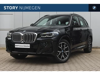 Hoofdafbeelding BMW X3 BMW X3 xDrive30e M Sport Automaat / Panoramadak / Sportstoelen / LED / Gesture Control / Comfort Access / Parking Assistant / Stoelverwarming