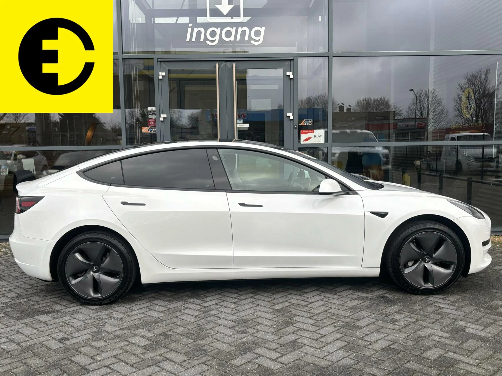 Hoofdafbeelding Tesla Model 3